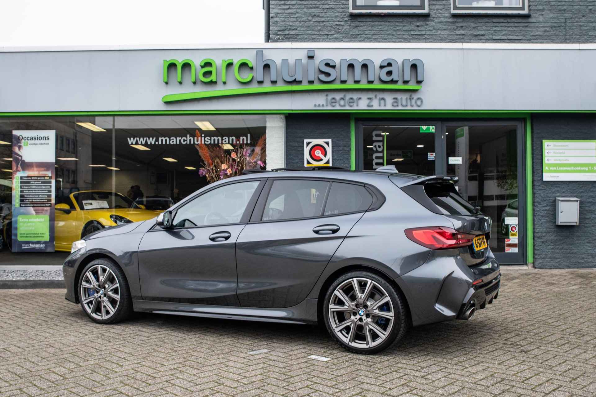 BMW 1-serie M135i xDrive High Executive / PANODAK / M-STOELEN / HARMAN KARDON - 7/55