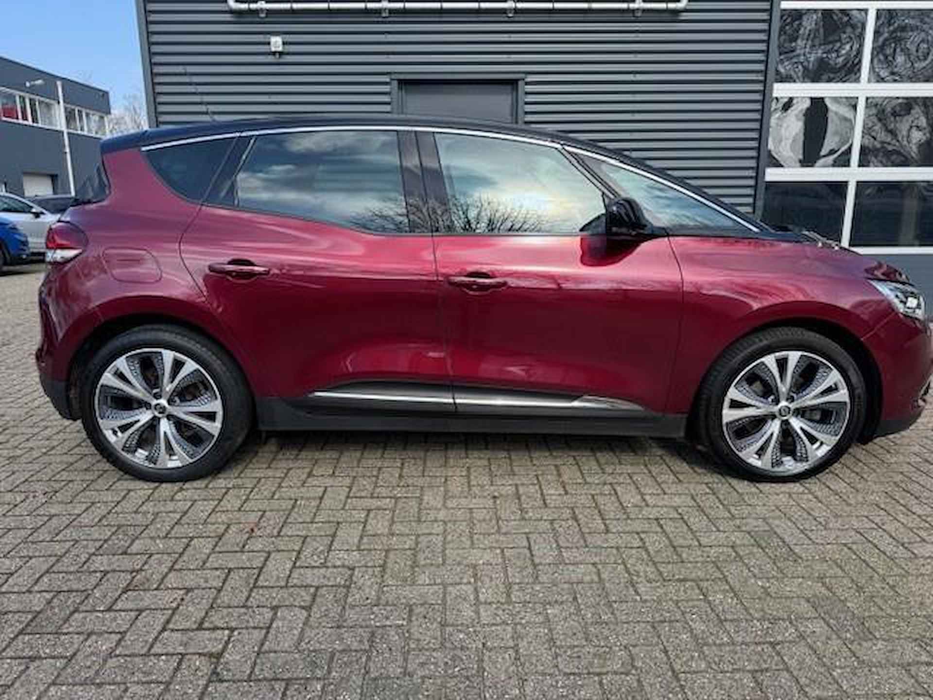 Renault SCENIC Scenic 1.3 TcI 160 pk. Intens, Navi, Keyless. Climate controle 160 pk - 23/25