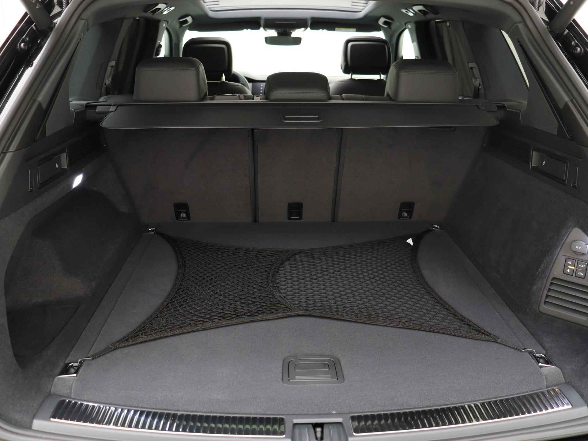 Volkswagen Touareg 3.0 TSI 462PK eHybrid 4MOTION R | Pano.Dak | Leder | Trekhaak | Luchtvering | Stoelverwarming/verkoeling | 22" LM | Camera | Side Assist | - 10/21