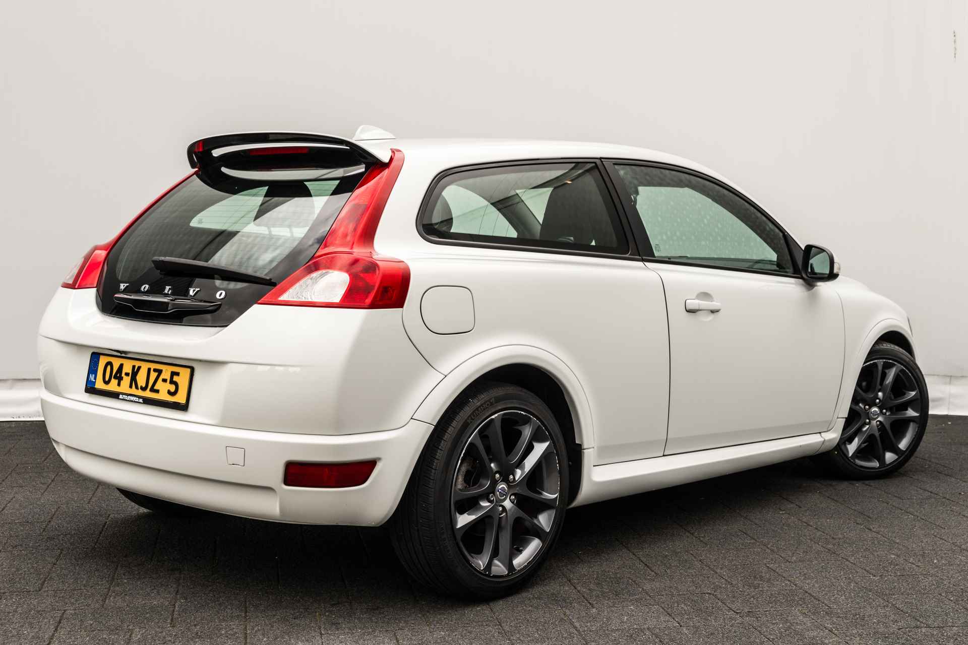 Volvo C30 1.8 125 Pk Sport | 18 inch LMV | Spoiler | Climate control | Cruise control - 7/31