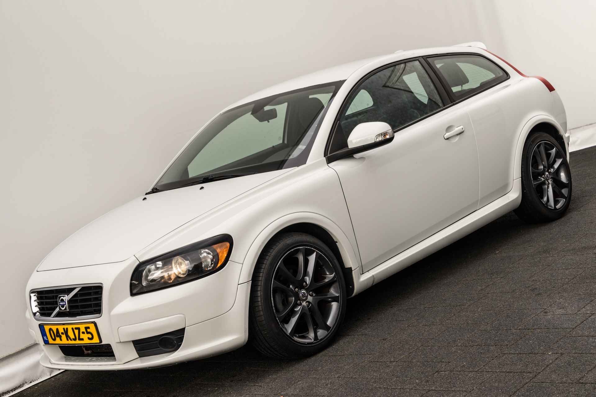 Volvo C30 1.8 125 Pk Sport | 18 inch LMV | Spoiler | Climate control | Cruise control - 30/31