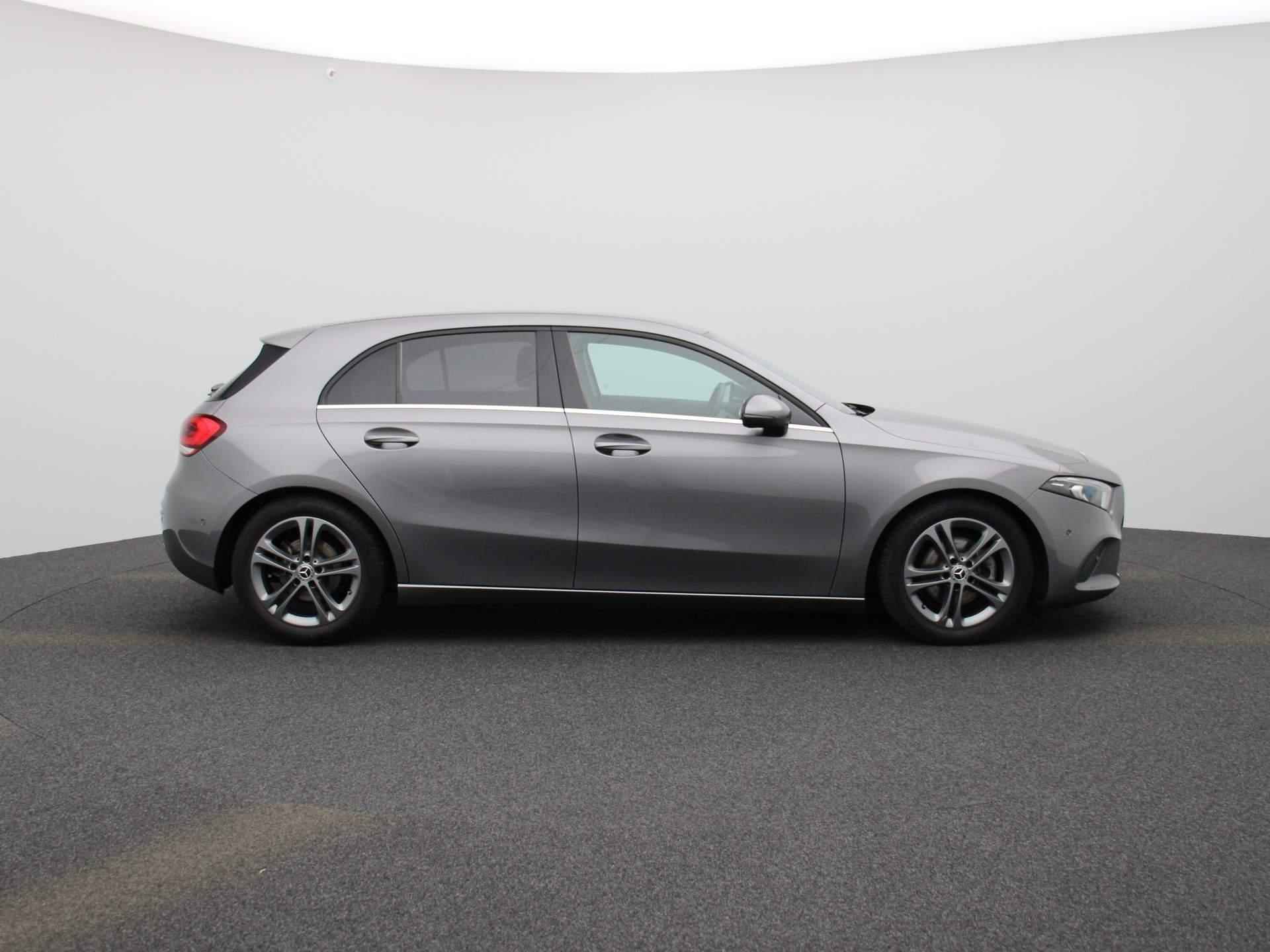 Mercedes-Benz A-klasse 180 d Launch Edition Premium | Half-Leder | Navi | ECC | Cam | PDC | LMV | LED | - 6/39