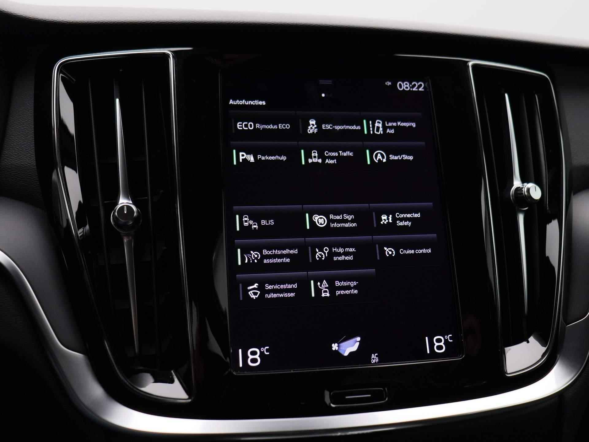Volvo V60 2.0 T4 Aut. Momentum pro | Navigatie | Climate Control | PDC | LMV | LED | - 25/37