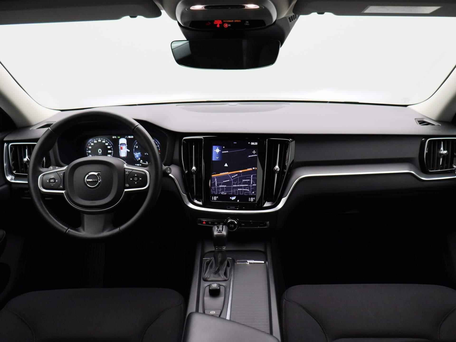 Volvo V60 2.0 T4 Aut. Momentum pro | Navigatie | Climate Control | PDC | LMV | LED | - 33/37