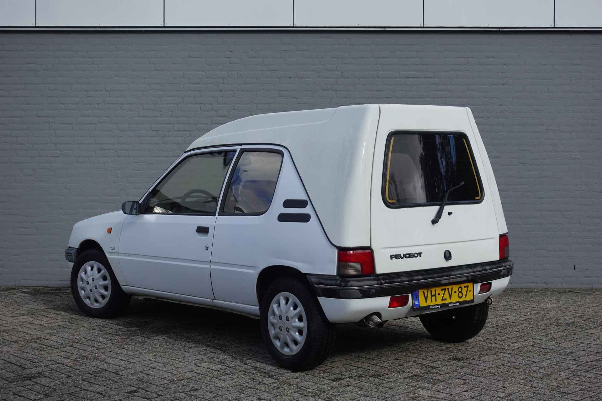 Peugeot 205 | 1.4 Terberg / bestel | APK T/M FEB 2026!! 5- bak | elek. ramen | lage km - 2/22