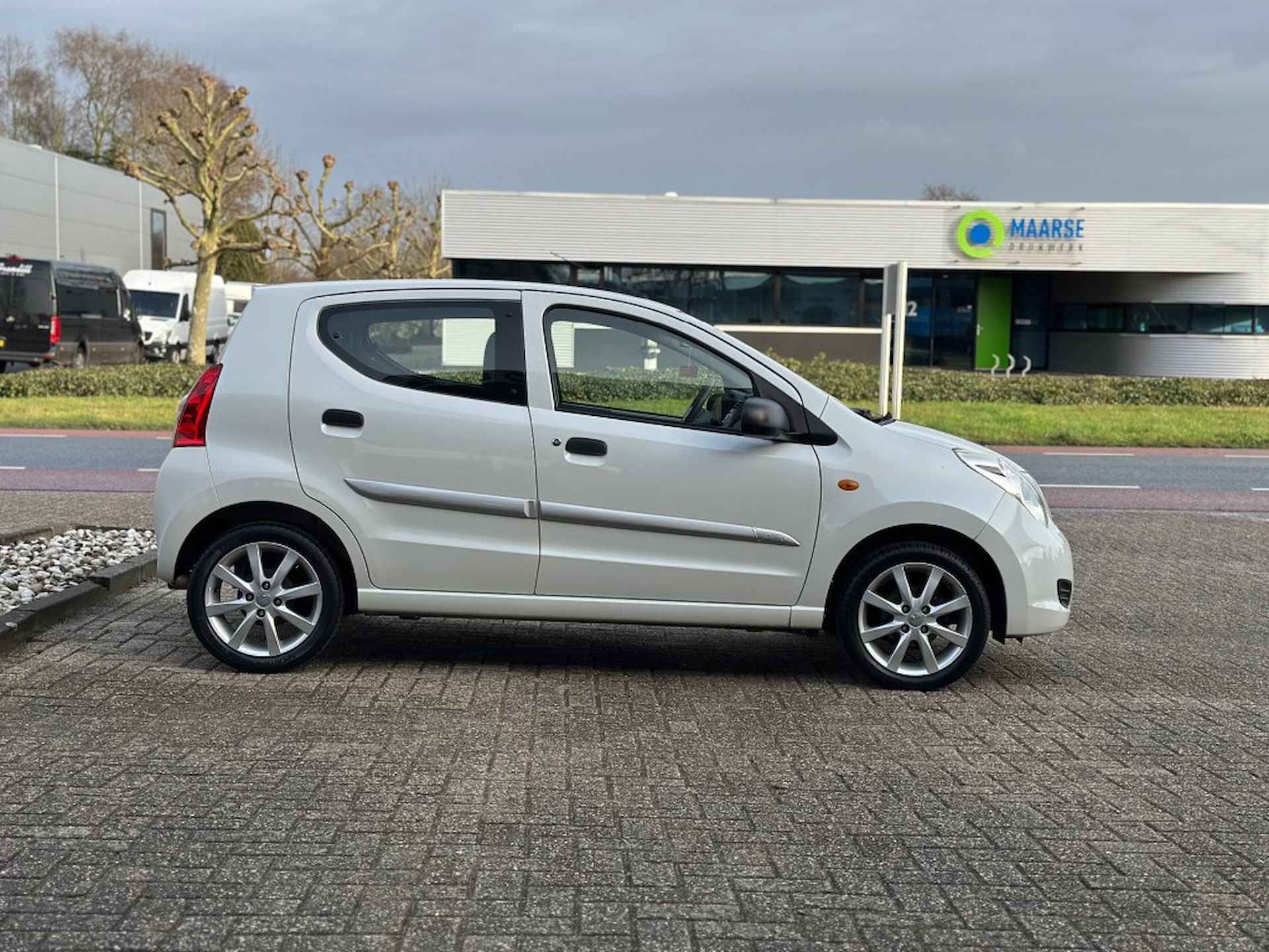 SUZUKI Alto 1.0 Silver-line &#39;&#39; Airco - Elektrische ramen - Half leer/suÃÂ¨de &#39; - 4/18