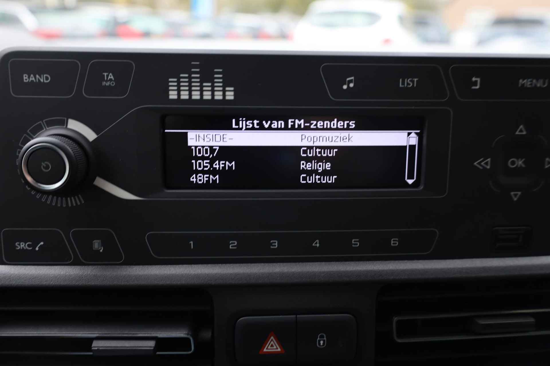 Citroen Berlingo 1.2 PureTech 5-PERSOONS CRUISE CLIMA VERKEERSBORD/RIJBAANDETECTIE - 19/39