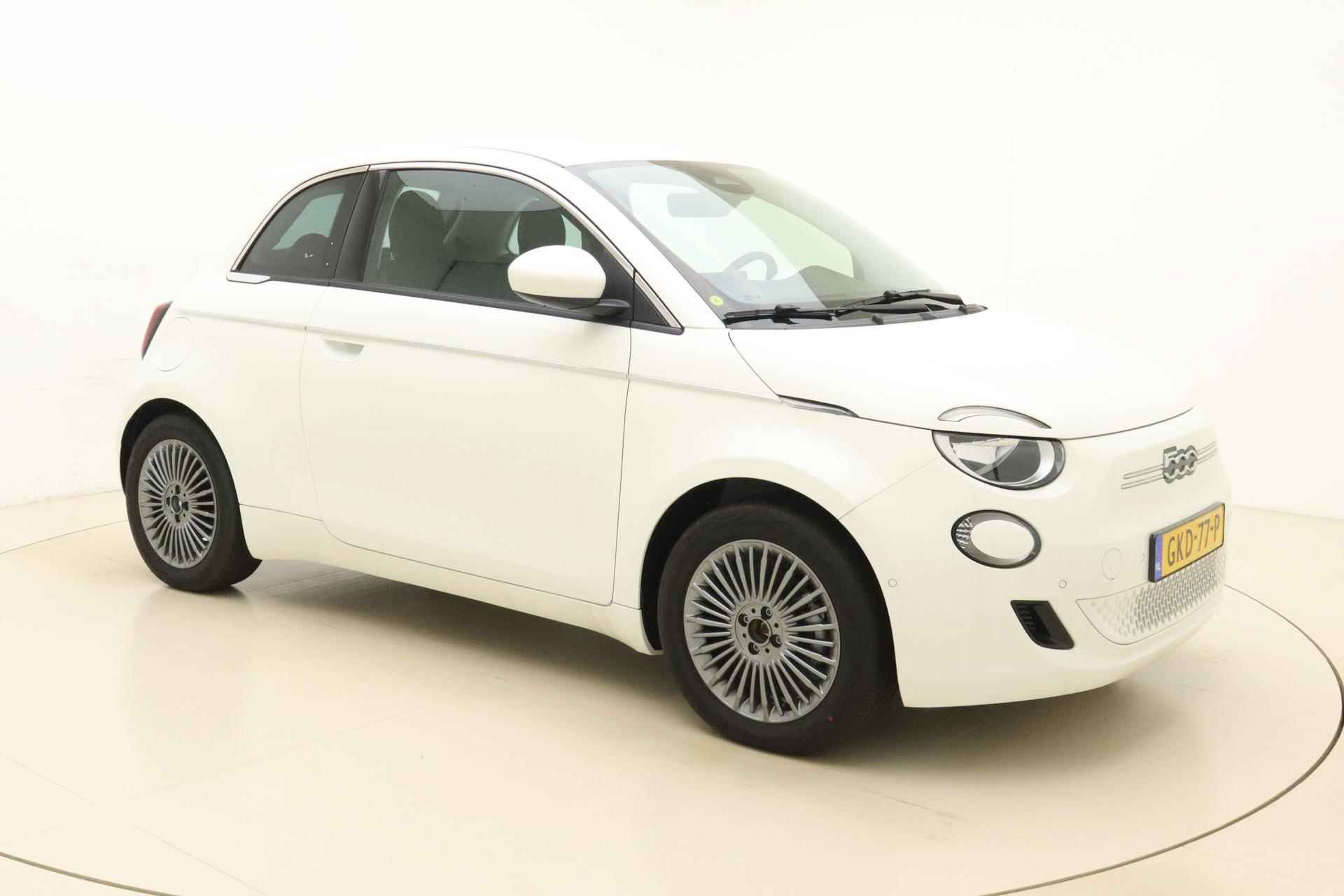 Fiat 500 42 kWh Urban | Apple Carplay/Android auto | Stoelverwarming | Camera | Lichtmetalen velgen | Keyless - 9/35