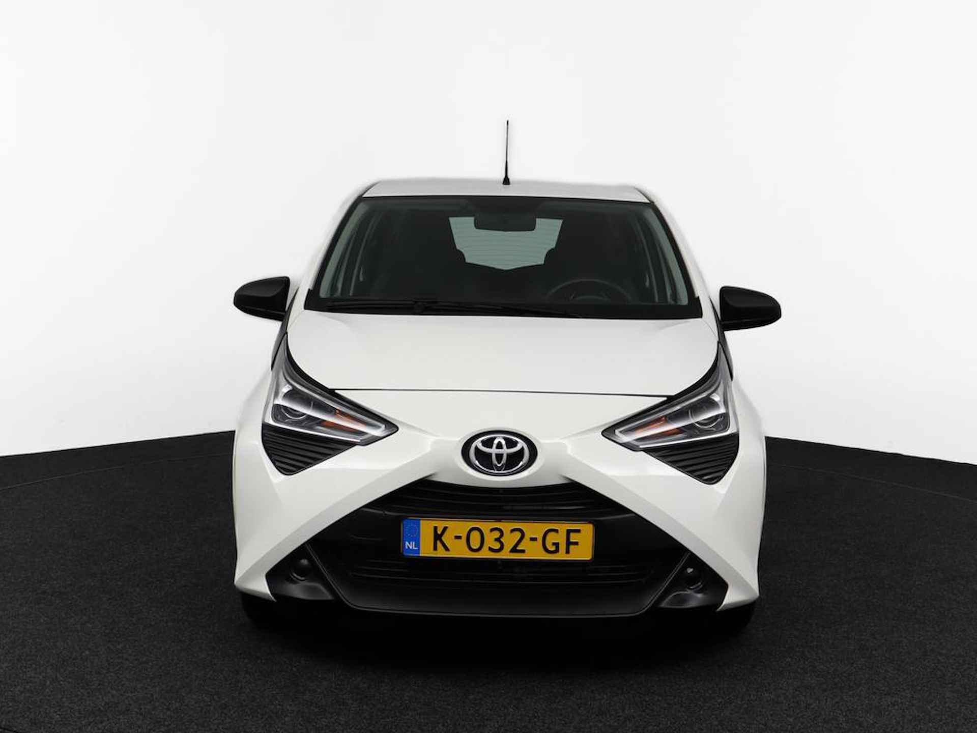 Toyota Aygo 1.0 VVT-i x-fun | Airco | Bluetooth | Reservewiel | - 14/40