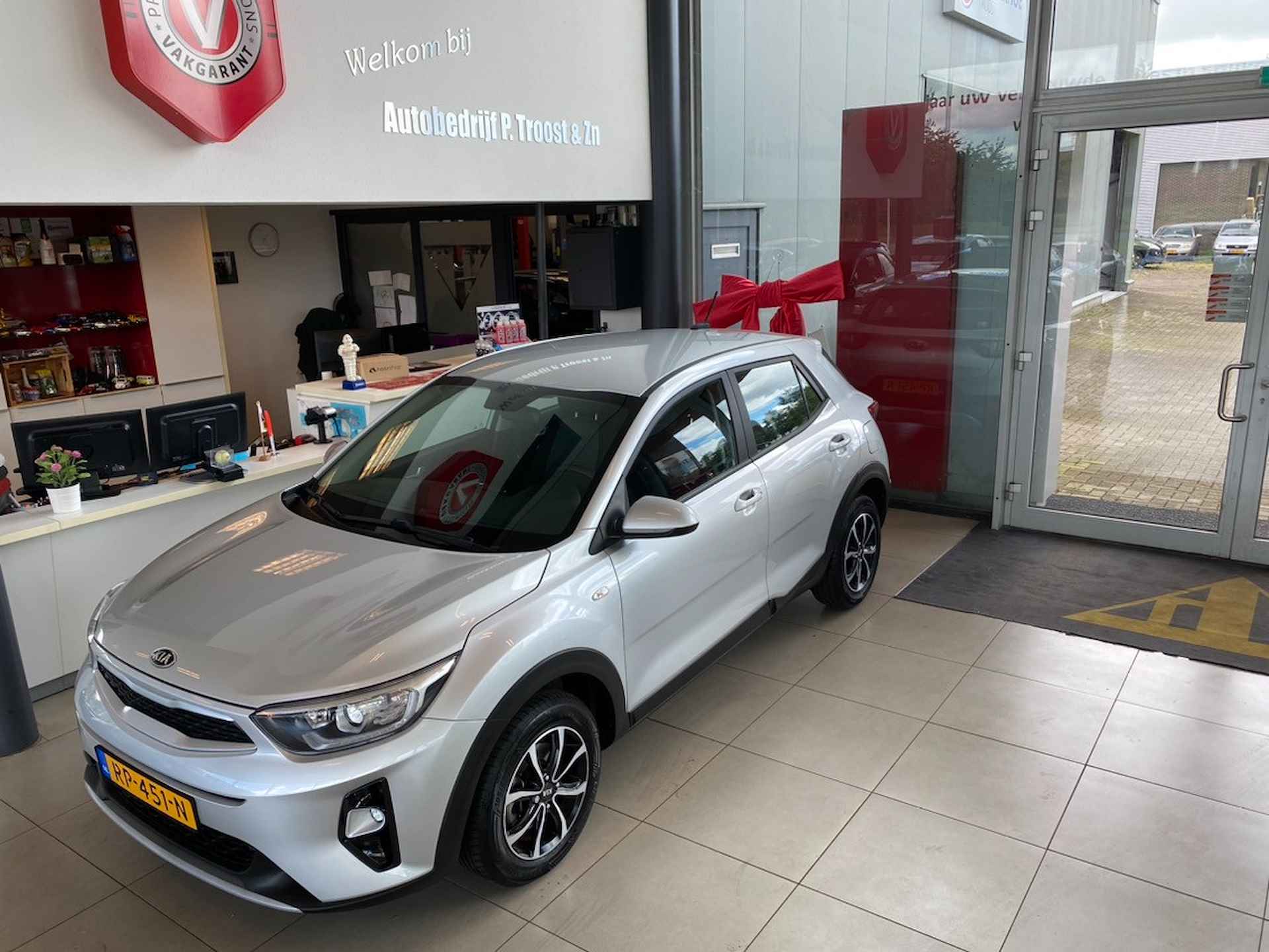 Kia Stonic 1.2 MPi ComfortLine,5 Zits,Dealeronderhouden,Apple Carplay Android/ Auto,Airco,Bluetooth met Spraakbediening,Aux Usb Aansluiting - 2/27