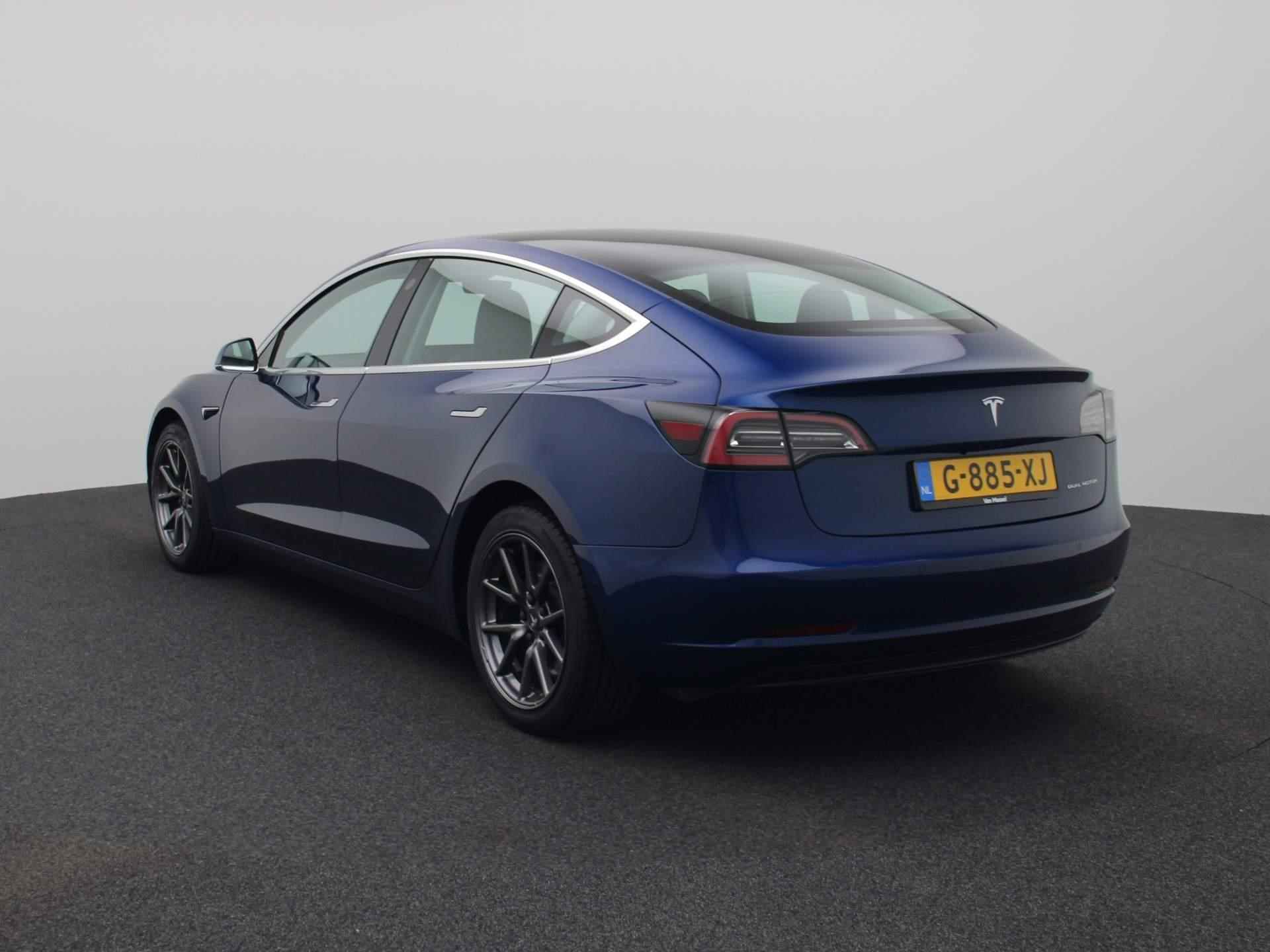 Tesla Model 3 Long Range 75 kWh 350pk | Leder | Stoelverwarming | Navigatie | Panoramadak | LMV | Parkeersensoren rondom | LED | Achteruitrijcamera | - 2/43