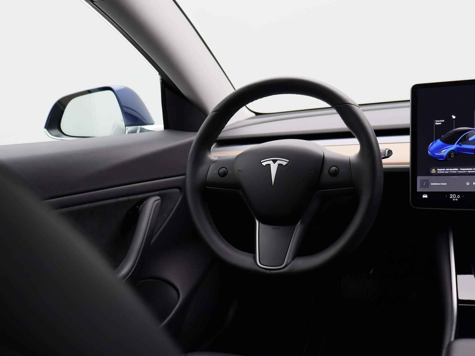 Tesla Model 3 Long Range 75 kWh 350pk | Leder | Stoelverwarming | Navigatie | Panoramadak | LMV | Parkeersensoren rondom | LED | Achteruitrijcamera | - 9/43