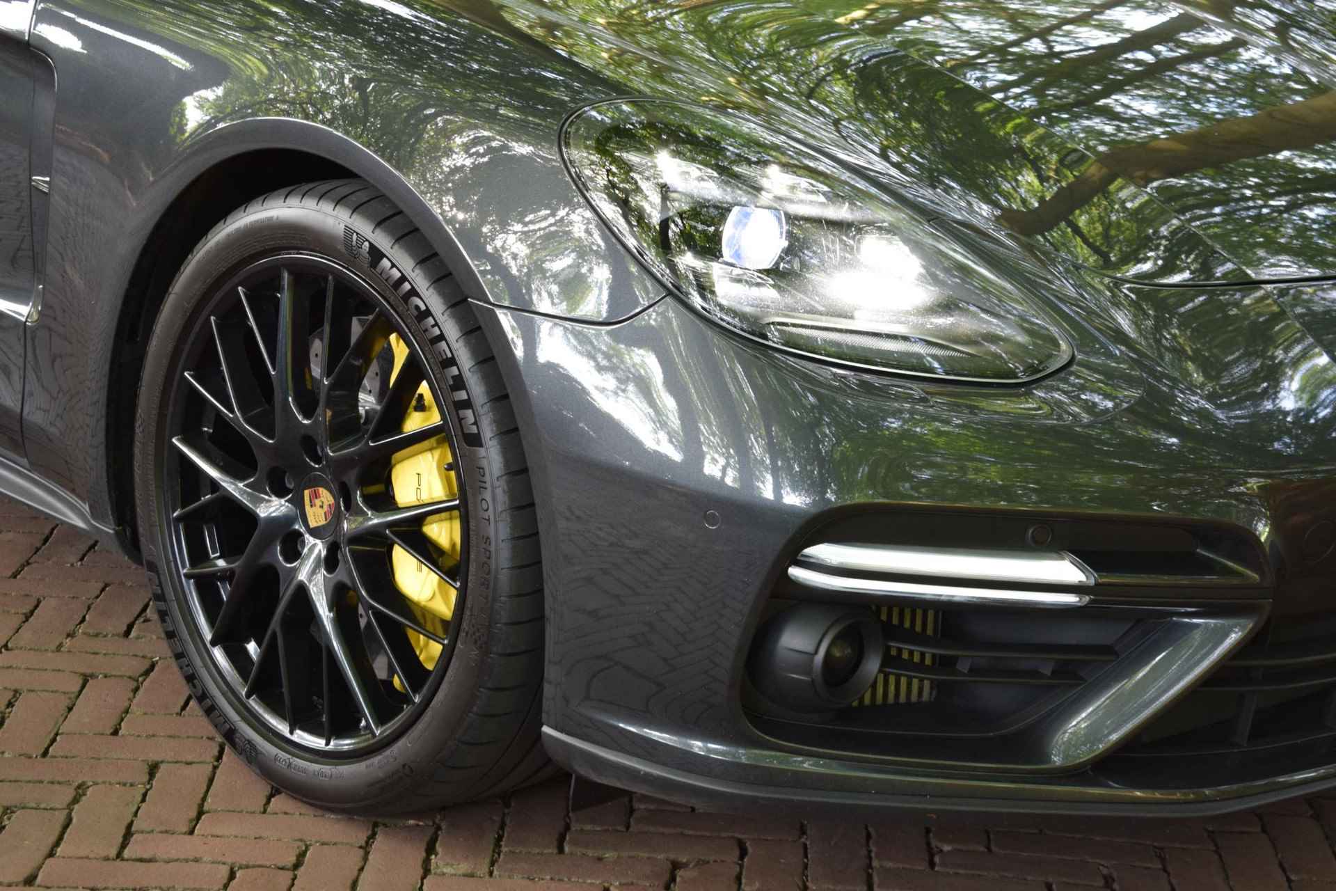 Porsche Panamera 4.0 Turbo S E-Hybrid / Head UP / 360 Camera / Panoramadak - 61/87