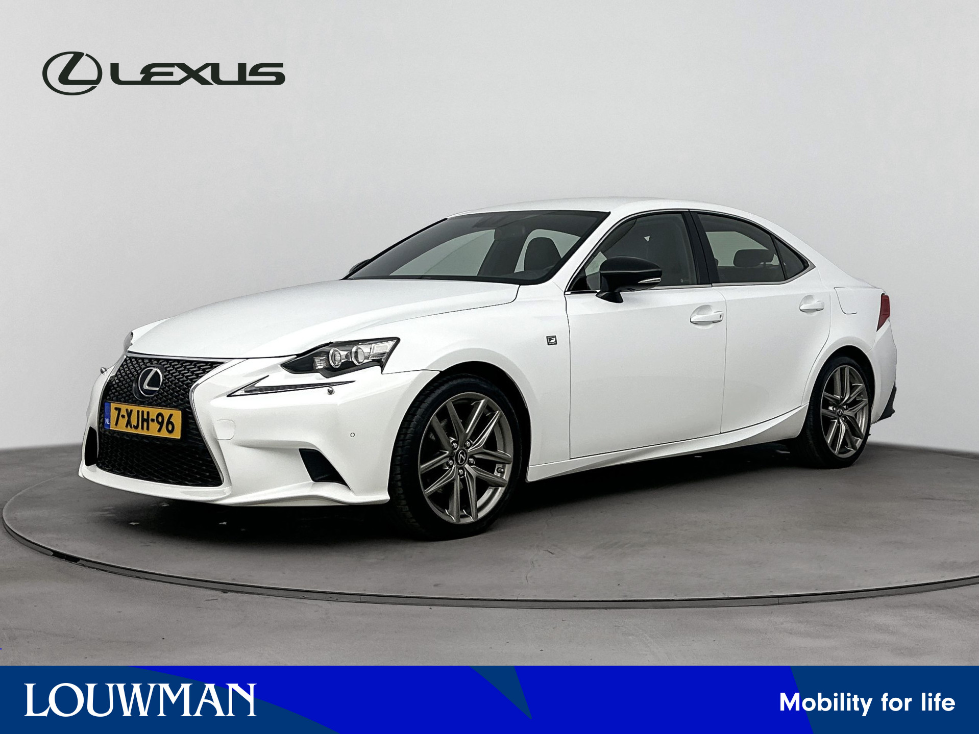 Lexus IS 300h F-Sport Edition | Verwarmde voorstoelen | Navigatie | Sportuitlaat |