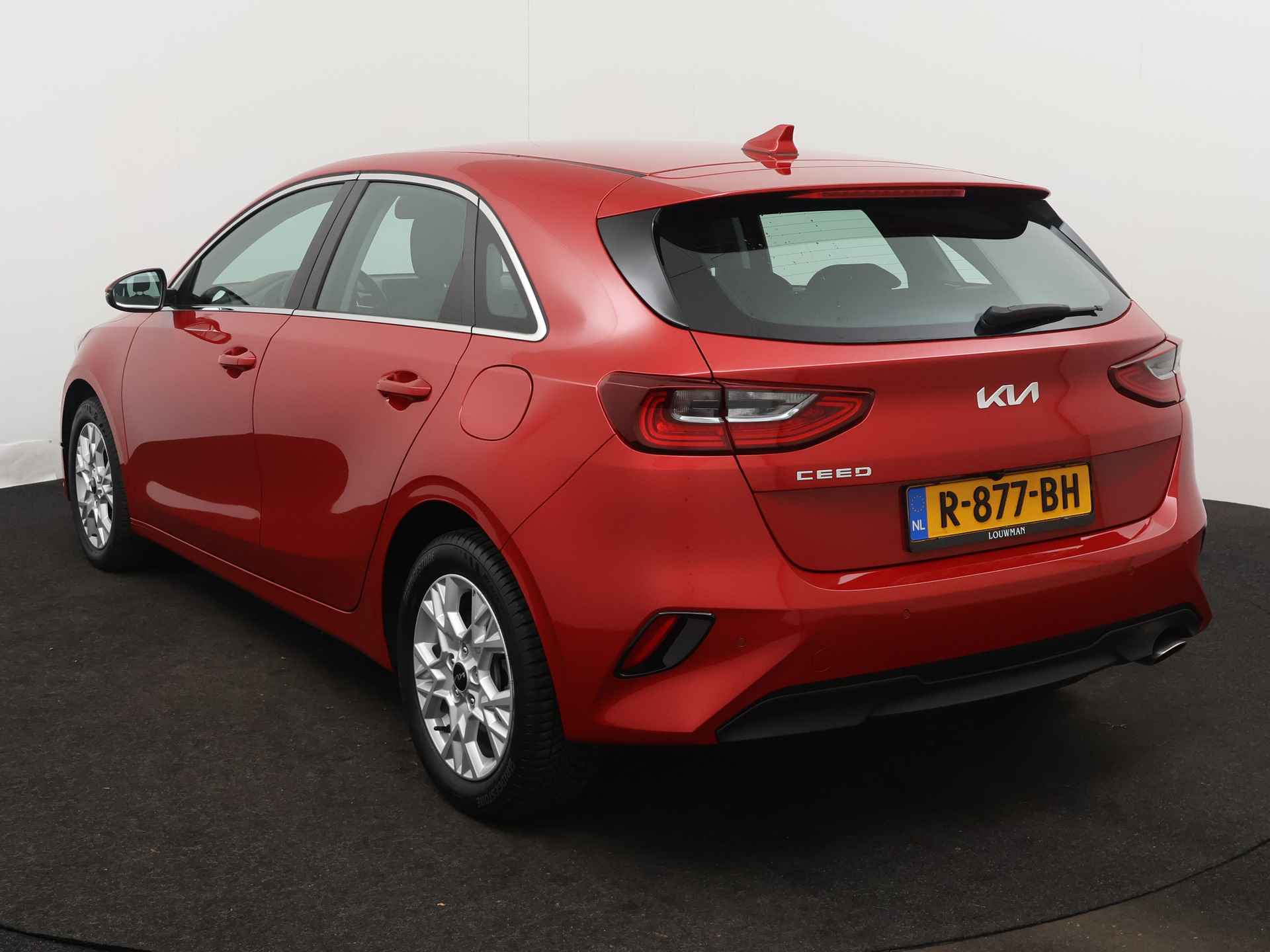 Kia Ceed 1.0 T-GDi DynamicLine | Navigatie | Achteruitrijcamera | Apple Carplay/Android Auto | Inclusief 24 Maanden BOVAG Garantie - 17/43