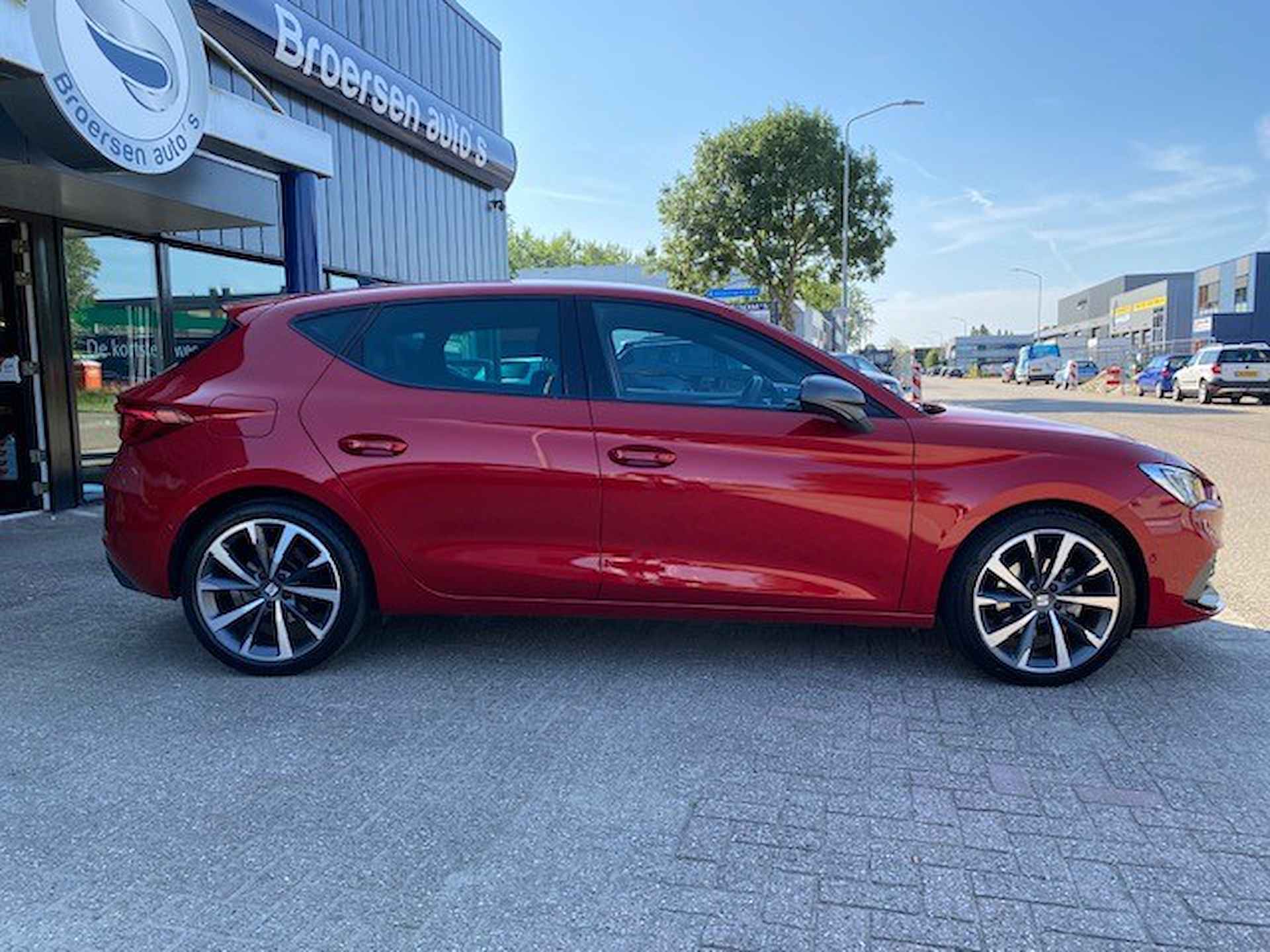 SEAT Leon 1.5 eTSI 150pk DSG-7 FR Launch Edition met Full Link, 18 inch en Navi - 11/34