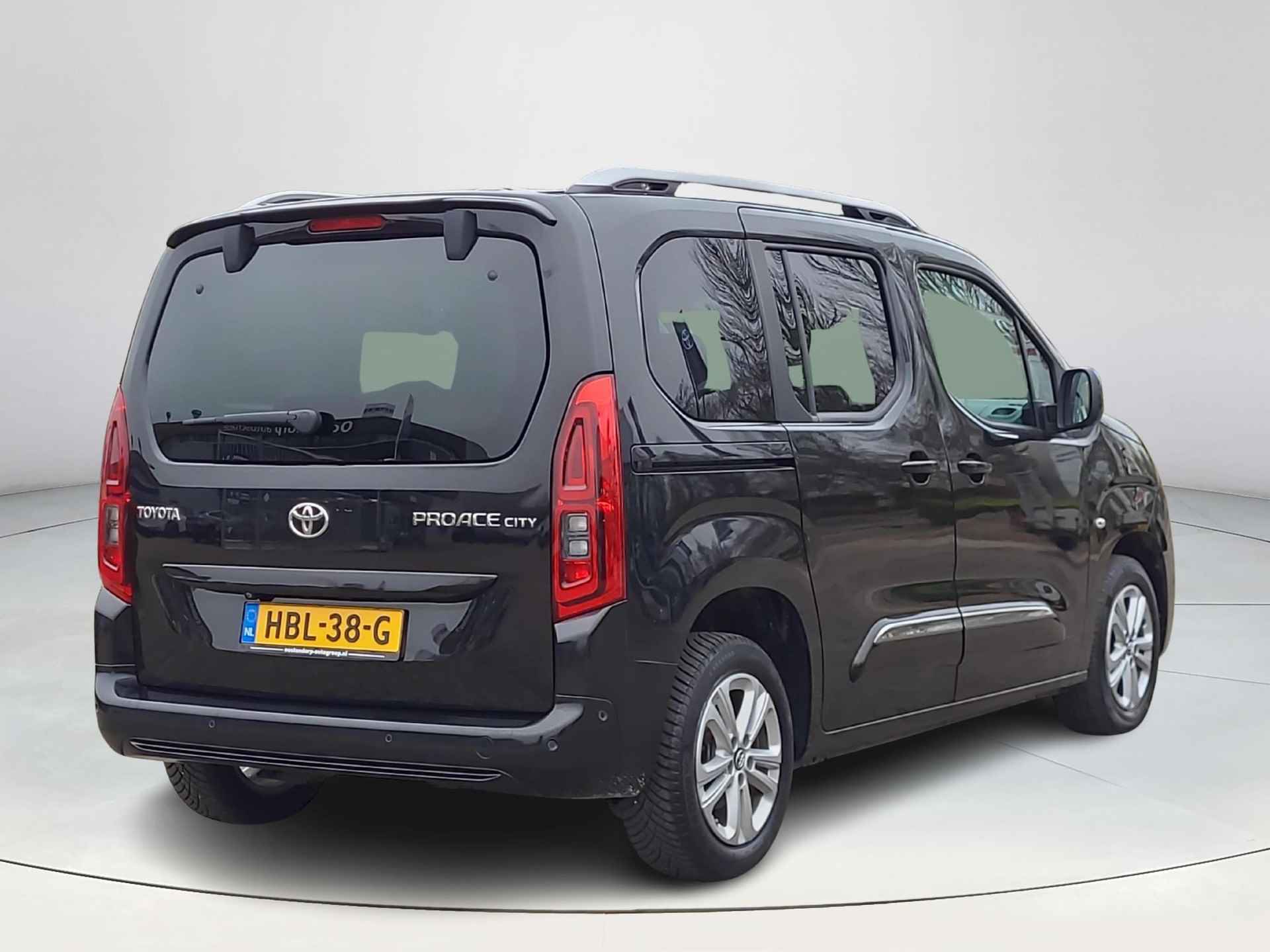 Toyota PROACE CITY Verso 1.2 Turbo Dynamic Automaat | Apple CarPlay | Navigatie | Rijklaarprijs incl. garantie | - 6/37