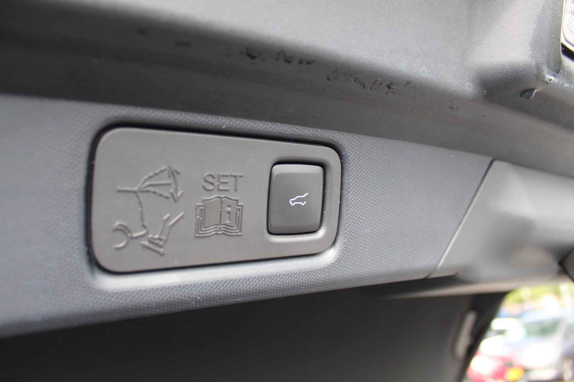 Ford Mustang Mach-E 75kWh AWD | 12% bijtelling | Technology Pack | Elektr. achterklep | Stoelverwarming | Adapt. Cruise control | Camera | - 31/35