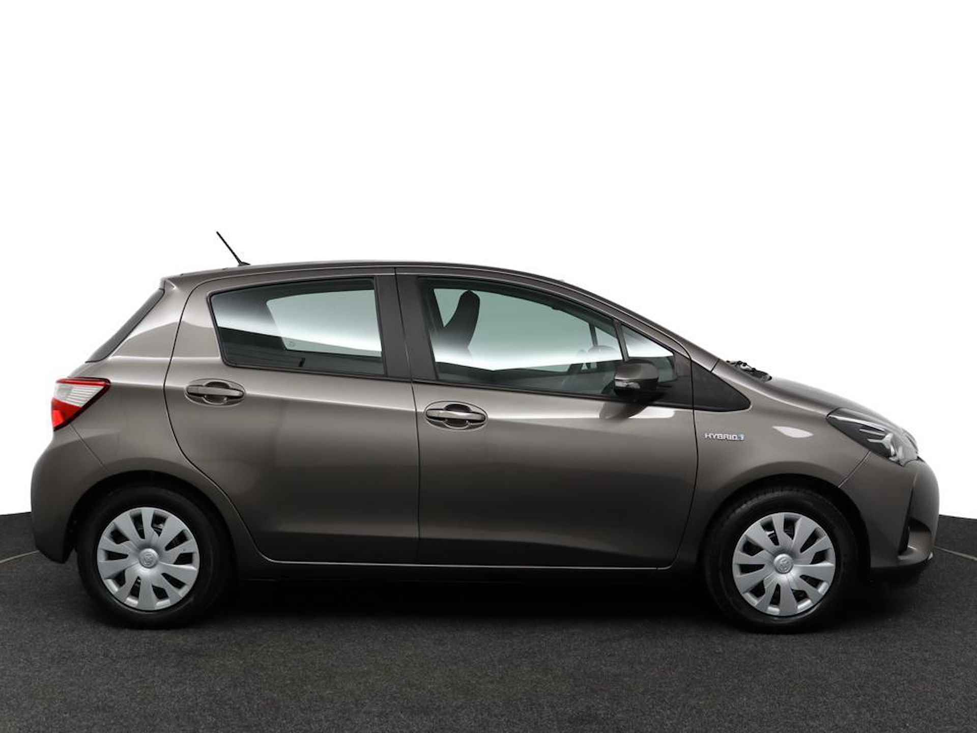 Toyota Yaris 1.5 Hybrid Energy - 12/43