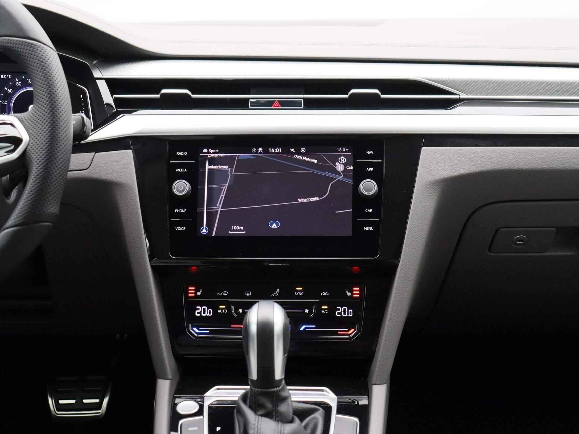 Volkswagen Arteon 1.4 TSI eHybrid Elegance | Automaat | Leder | Navigatie | Climate control | Parkeer sensoren | LMV | LED | Stoel verwarming | Apple carplay | DAB | Lage km stand - 9/43