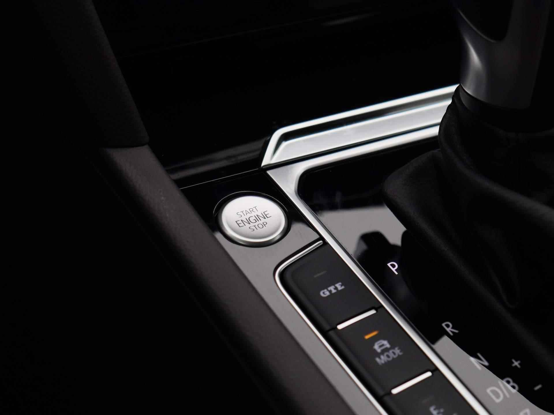 Volkswagen Arteon 1.4 TSI eHybrid Elegance | Automaat | Leder | Navigatie | Climate control | Parkeer sensoren | LMV | LED | Stoel verwarming | Apple carplay | DAB - 22/43