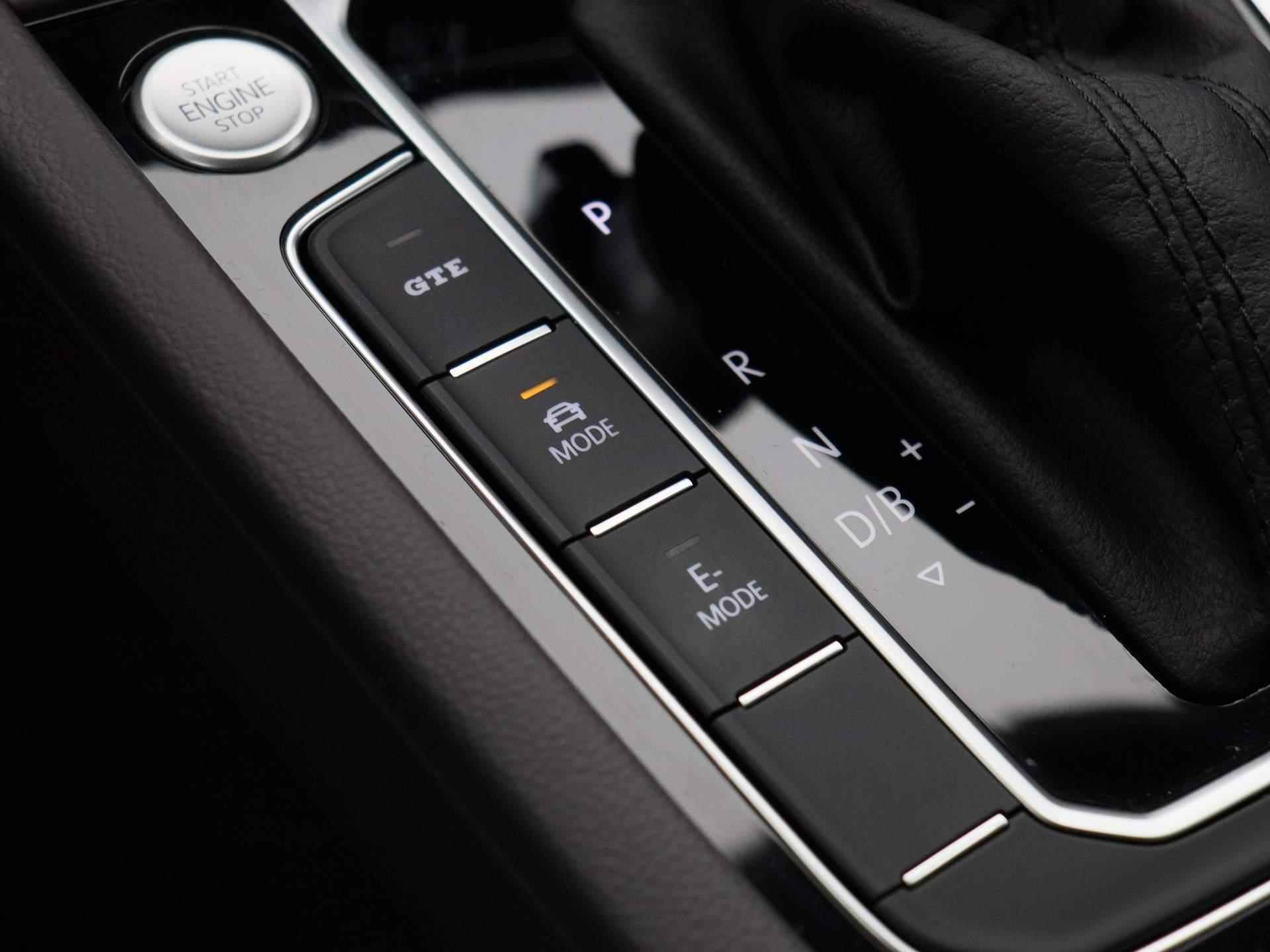 Volkswagen Arteon 1.4 TSI eHybrid Elegance | Automaat | Leder | Navigatie | Climate control | Parkeer sensoren | LMV | LED | Stoel verwarming | Apple carplay | DAB | Lage km stand - 23/43
