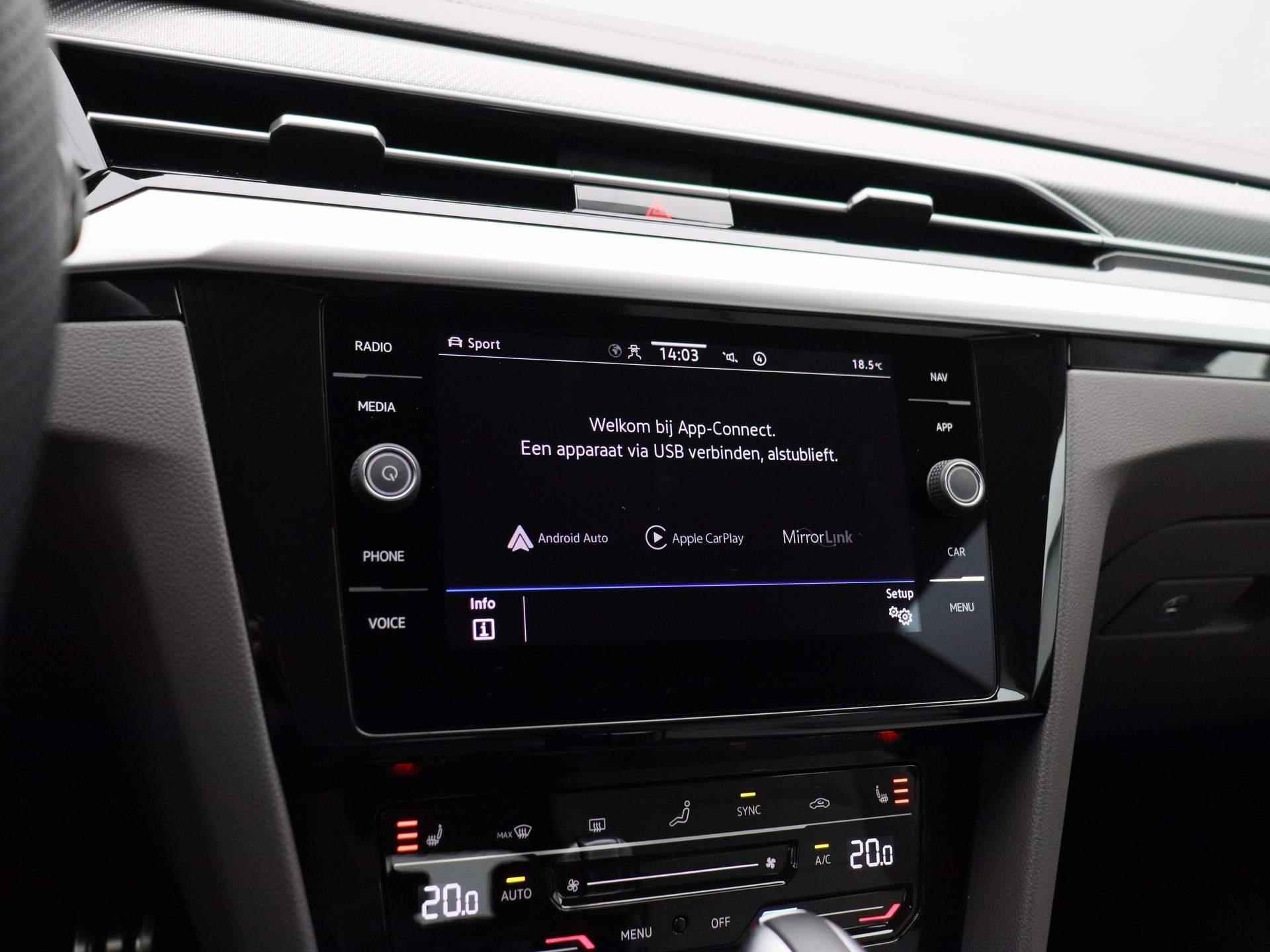 Volkswagen Arteon 1.4 TSI eHybrid Elegance | Automaat | Leder | Navigatie | Climate control | Parkeer sensoren | LMV | LED | Stoel verwarming | Apple carplay | DAB | Lage km stand - 29/43