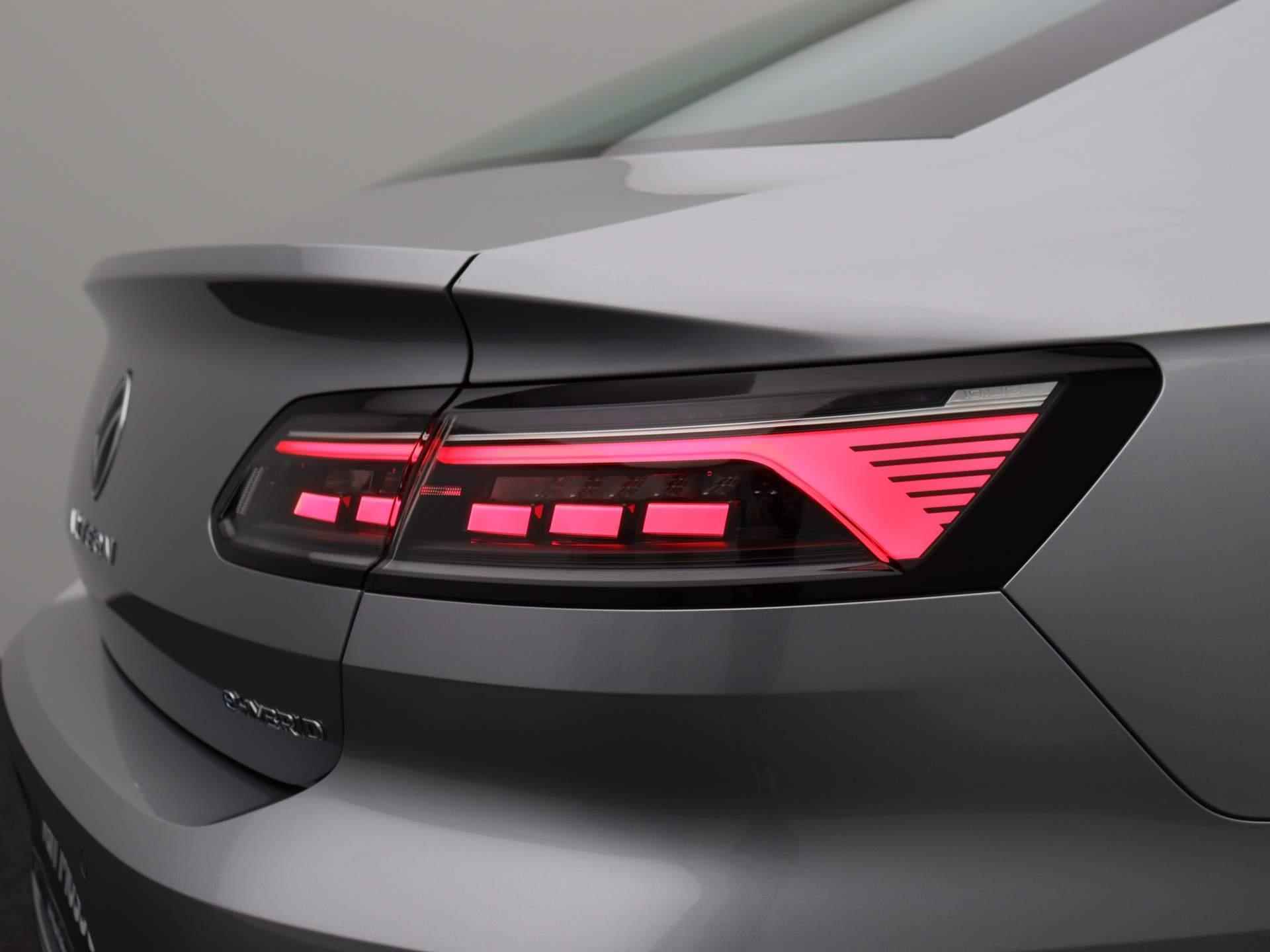 Volkswagen Arteon 1.4 TSI eHybrid Elegance | Automaat | Leder | Navigatie | Climate control | Parkeer sensoren | LMV | LED | Stoel verwarming | Apple carplay | DAB | Lage km stand - 38/43