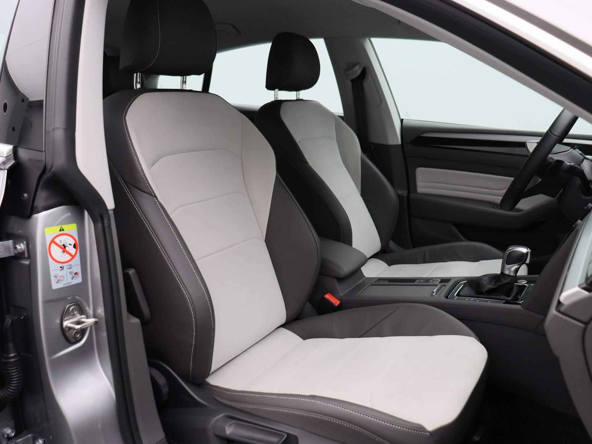 Volkswagen Arteon 1.4 TSI eHybrid Elegance | Automaat | Leder | Navigatie | Climate control | Parkeer sensoren | LMV | LED | Stoel verwarming | Apple carplay | DAB - 40/43