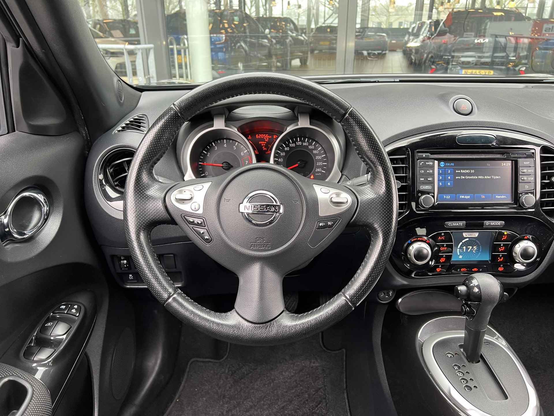 Nissan Juke 1.6 CVT N-Connecta Automaat | Achteruitrijcamera | Trekhaak | Navigatie - 29/36