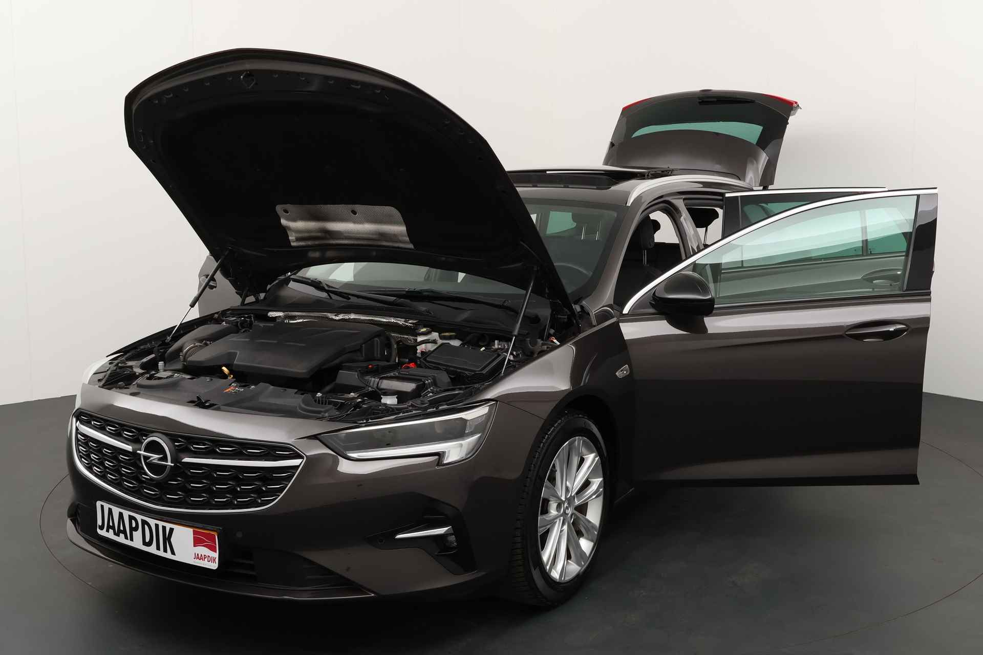 Opel Insignia Sports Tourer BWJ 2021 1.5 CDTI 123 PK Business Elegance TREKHAAK / STOELVERW. / STUURVERW. / APPLE CARPLAY / ANDROID AUTO / STOELMASSAGE / PANORAMADAK / HALF LEDER / ELEKTRA PAKKET - 9/32