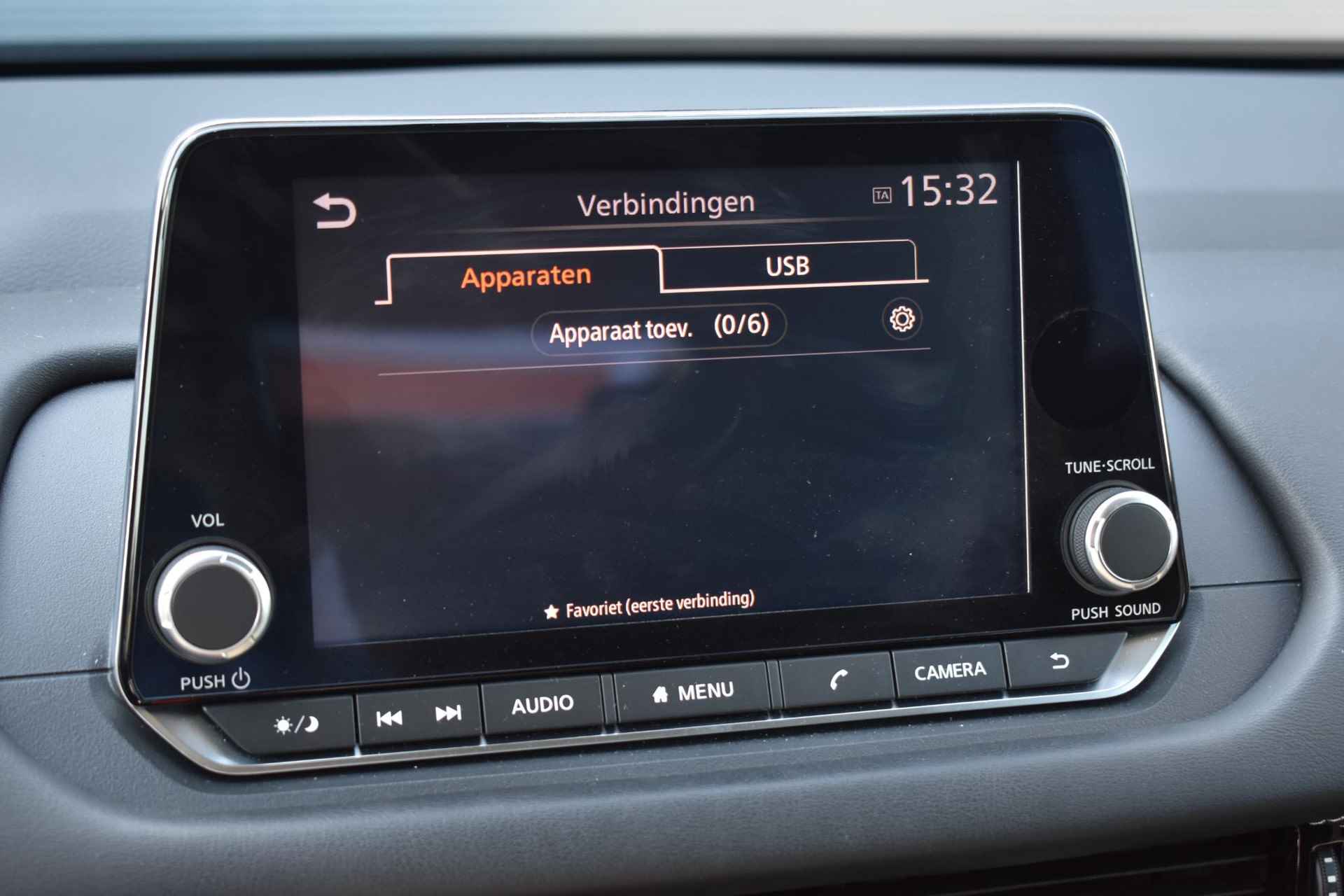 Nissan Qashqai 1.3 MHEV Acenta 140pk | Achteruitrijcamera | Panorama-dak | Carplay| Adaptive Cruise Control | Climate Control - 24/36