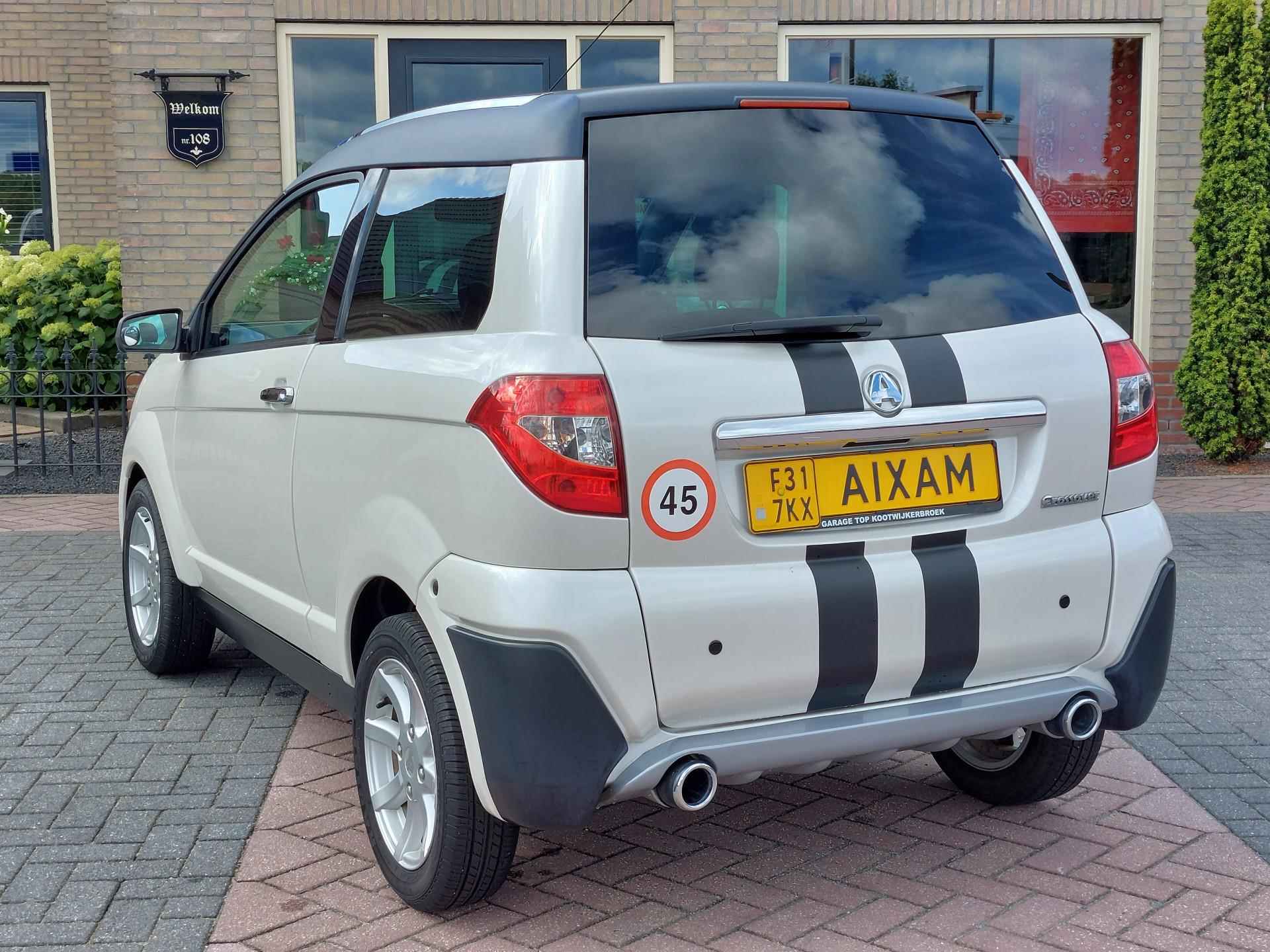 Aixam  Brommobiel Crossline | Sport uitvoering | Parkeersensoren achter | Lichtmetalen velgen - 8/25