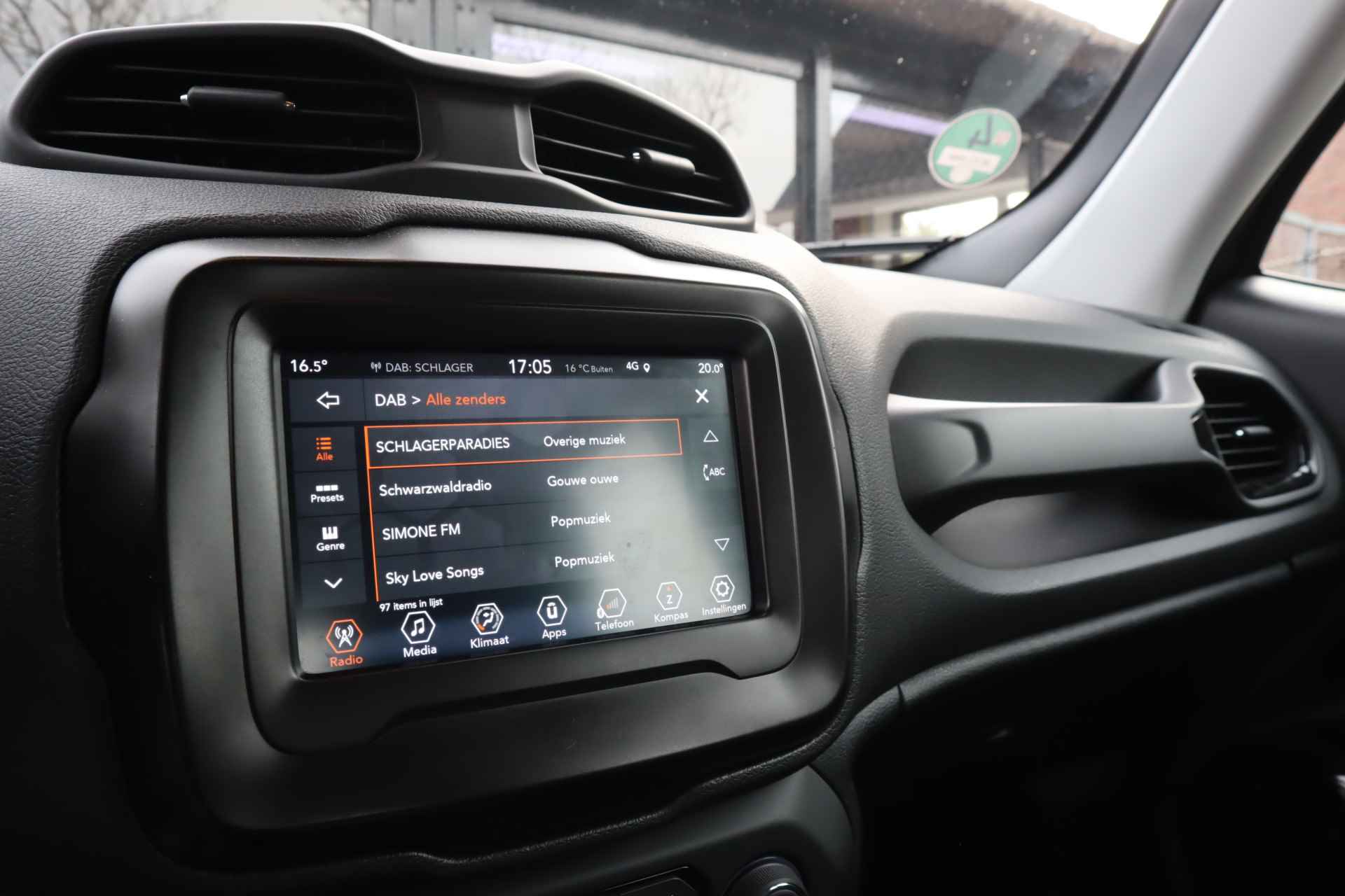 Jeep Renegade 1.0T Night Eagle | DAB Radio | Keyless | Apple carplay & Android Auto - 13/41