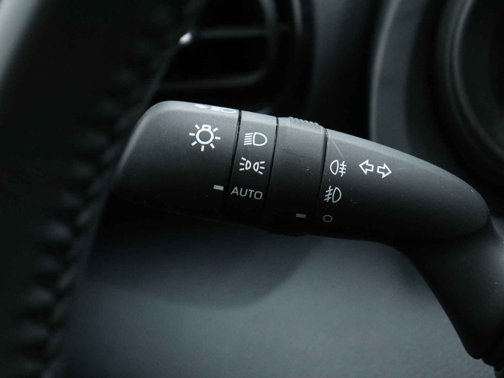 Toyota Yaris Cross 1.5 Hybrid Active Limited Automaat | Apple Carplay/Android Auto | Dealer onderhouden | - 24/42