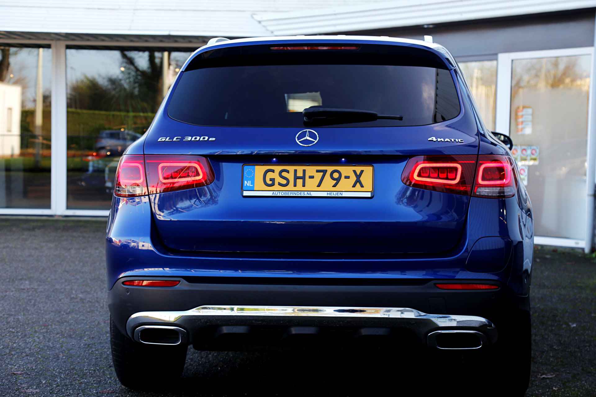 Mercedes-Benz GLC 300e PHEV Plug in 4MATIC*Perfect MB Onderh.*1ste Eig*BTW*ACC/Sfeer/Dodehoek/Keyless Entry+Go/Leder/Stoelverw./Elek Klep/LED/Appl - 21/63