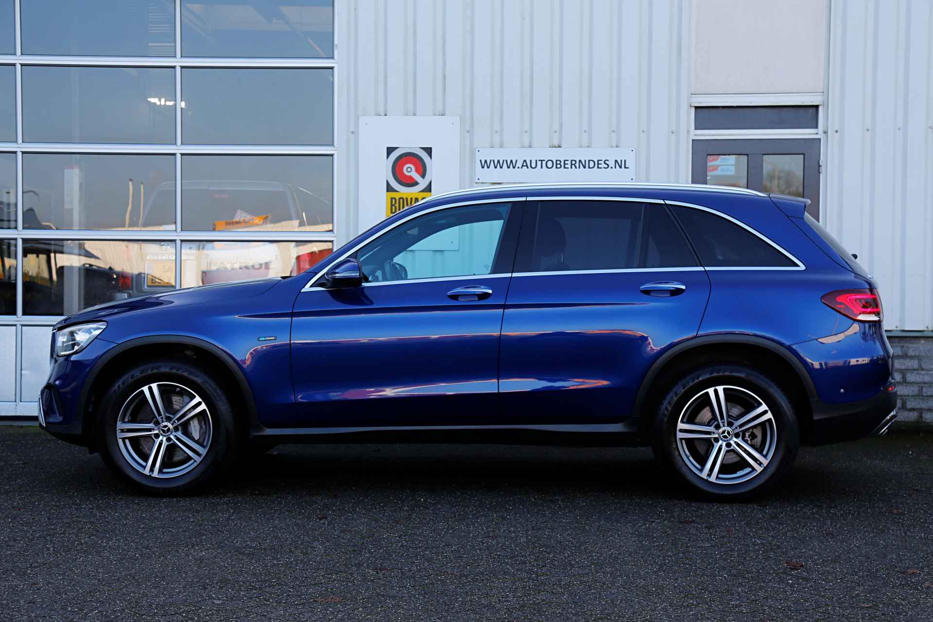 Mercedes-Benz GLC 300e PHEV Plug in 4MATIC*Perfect MB Onderh.*1ste Eig*BTW*ACC/Sfeer/Dodehoek/Keyless Entry+Go/Leder/Stoelverw./Elek Klep/LED/Appl - 48/63