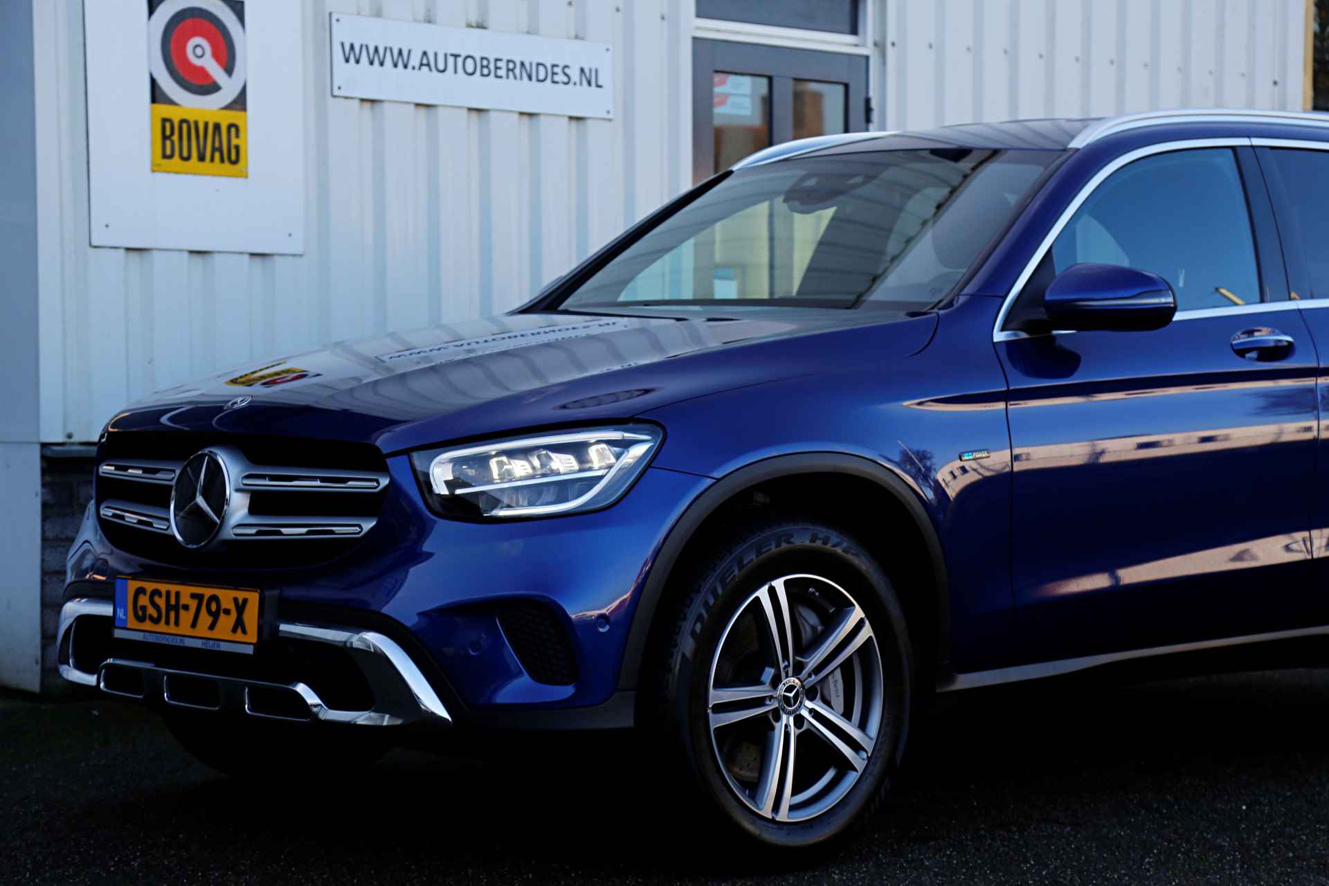 Mercedes-Benz GLC 300e PHEV Plug in 4MATIC*Perfect MB Onderh.*1ste Eig*BTW*ACC/Sfeer/Dodehoek/Keyless Entry+Go/Leder/Stoelverw./Elek Klep/LED/Appl - 51/63