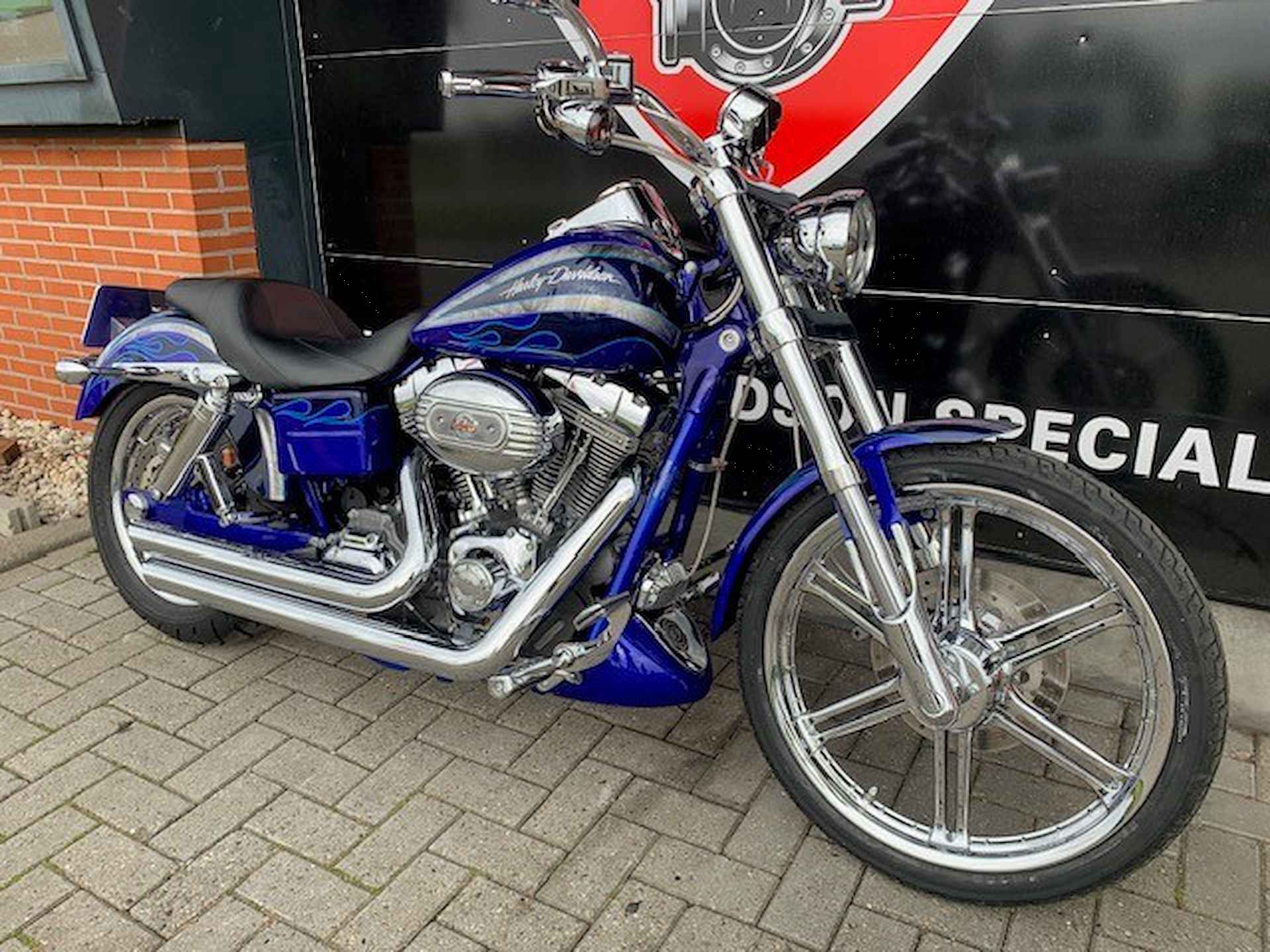 Harley-Davidson FXDSE2 DYNA CVO STREET FXDB - 4/18