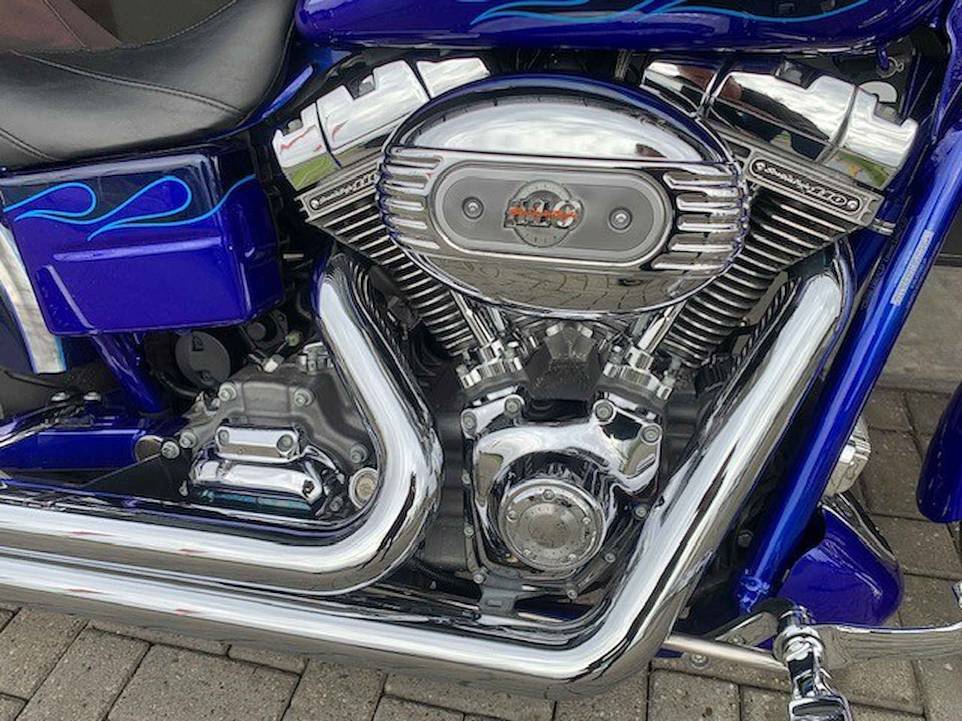 Harley-Davidson FXDSE2 DYNA CVO STREET FXDB - 7/18