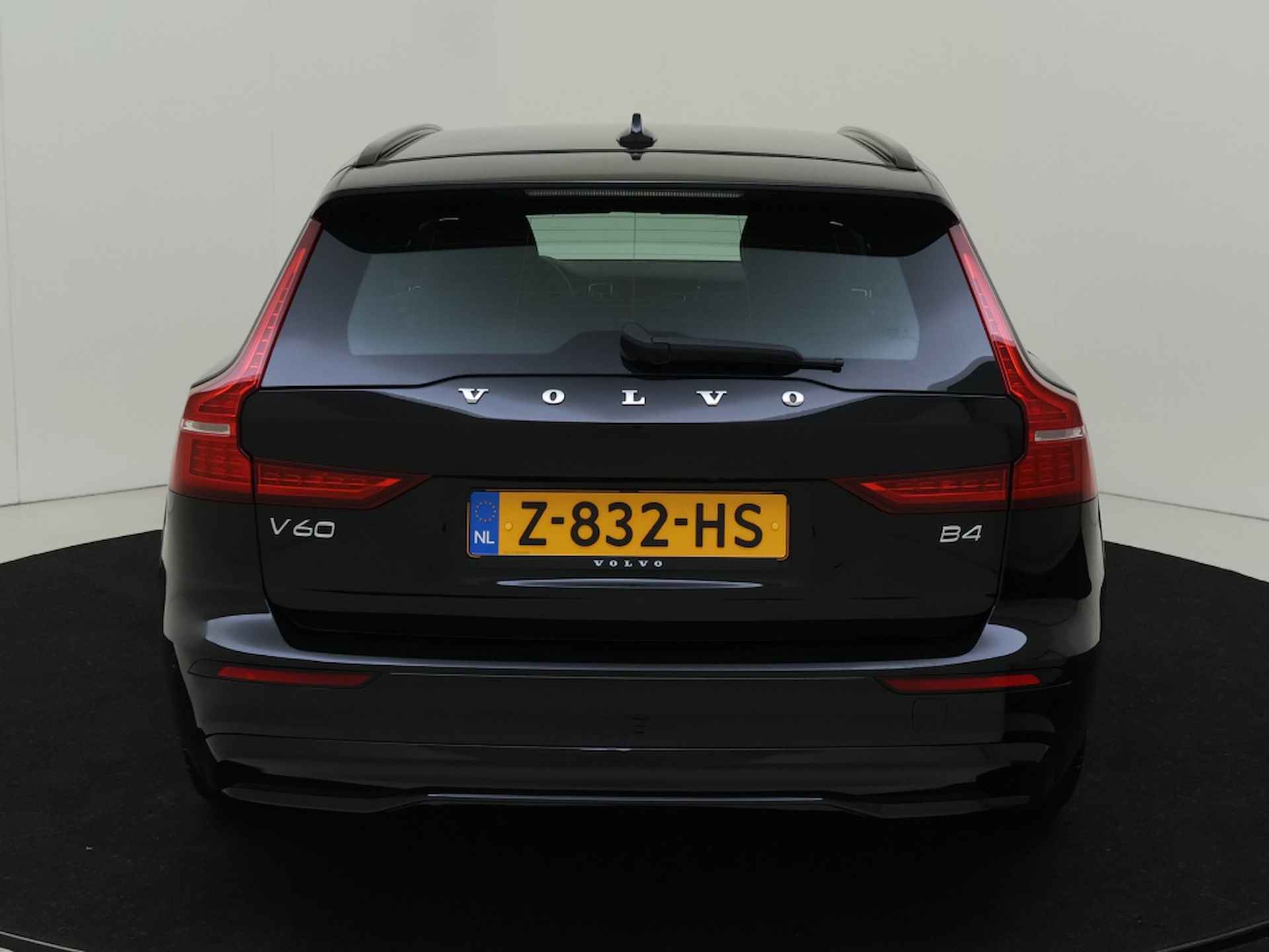 Volvo V60 B4 Plus Dark | Trekhaak | Dodehoekdetectie | - 5/35