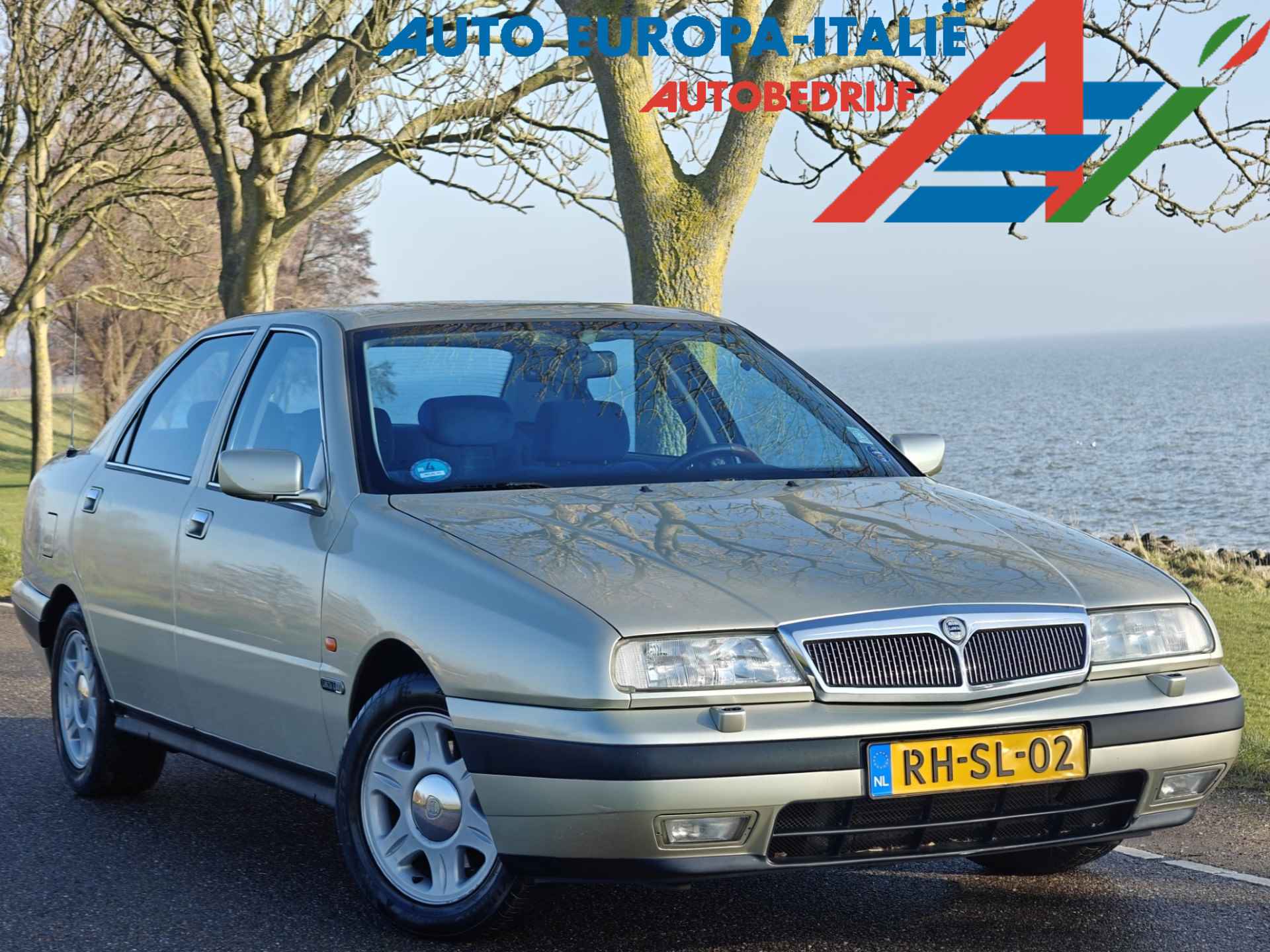 Lancia Kappa 2.4-20V LX Golden White | Nette auto