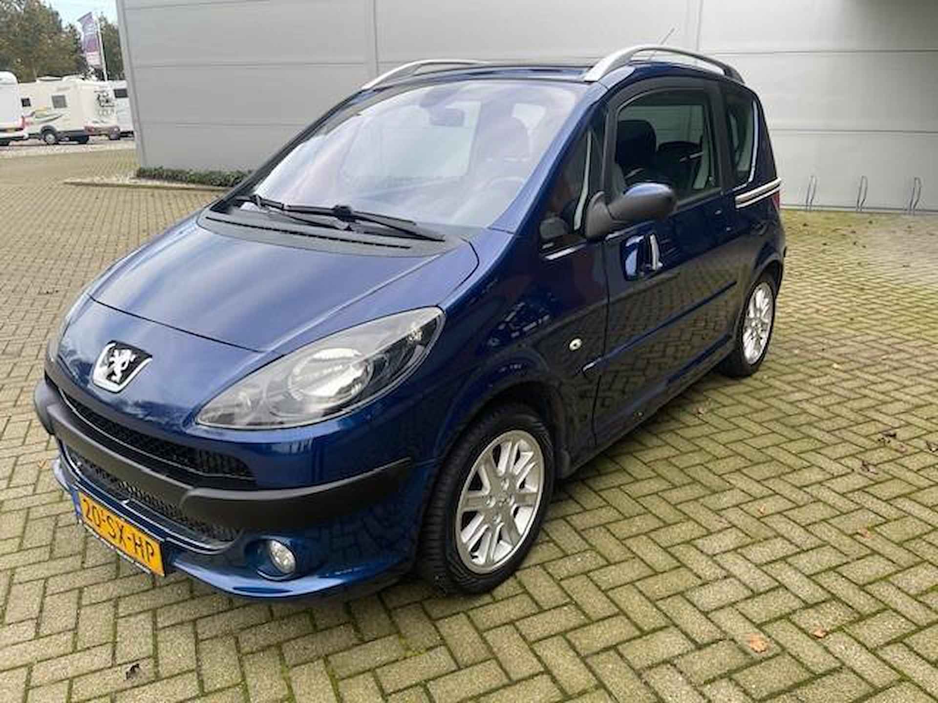 Peugeot 1007 1.6-16V Sesam Sporty | Nieuwe APK - 7/22