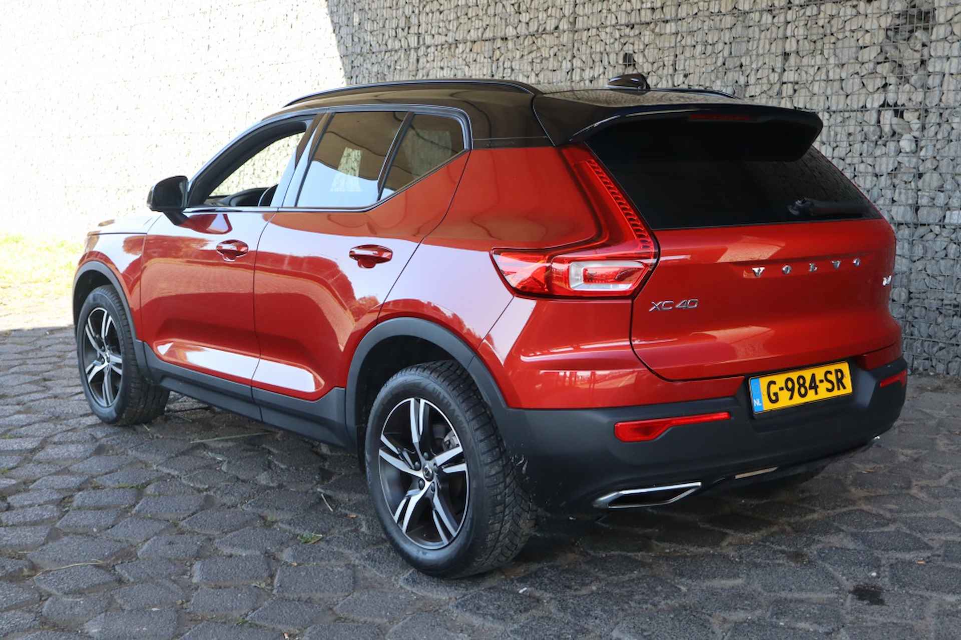 Volvo XC40 2.0 T4 R-Design | Geen import | Compleet - 10/22