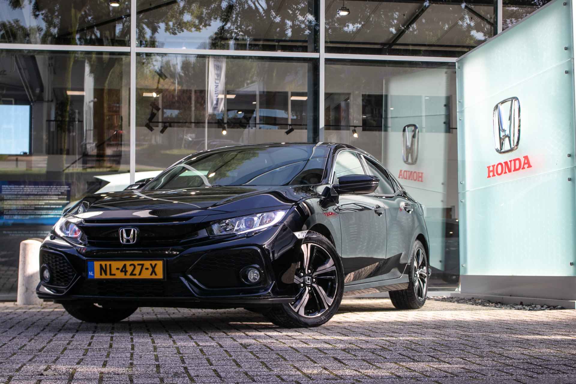 Honda Civic 1.0 i-VTEC Elegance - All in rijklaarprijs | Navi/camera | Dealer ond. | Cruise-contr - 11/38