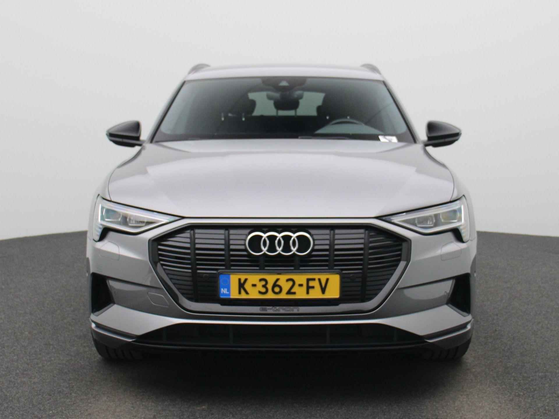 Audi e-tron e-tron 55 quattro 95 kWh | BANG & OLUFSEN | TREKHAAK | STOELVERWARMING | ACHTERUITRIJCAMERA | PARKEERSENSOREN | LEDER | ADAPTIVE CRUISE-CONTROL | LUCHTVERING | ELEKTRISCHE ACHTERKLEP | - 3/48