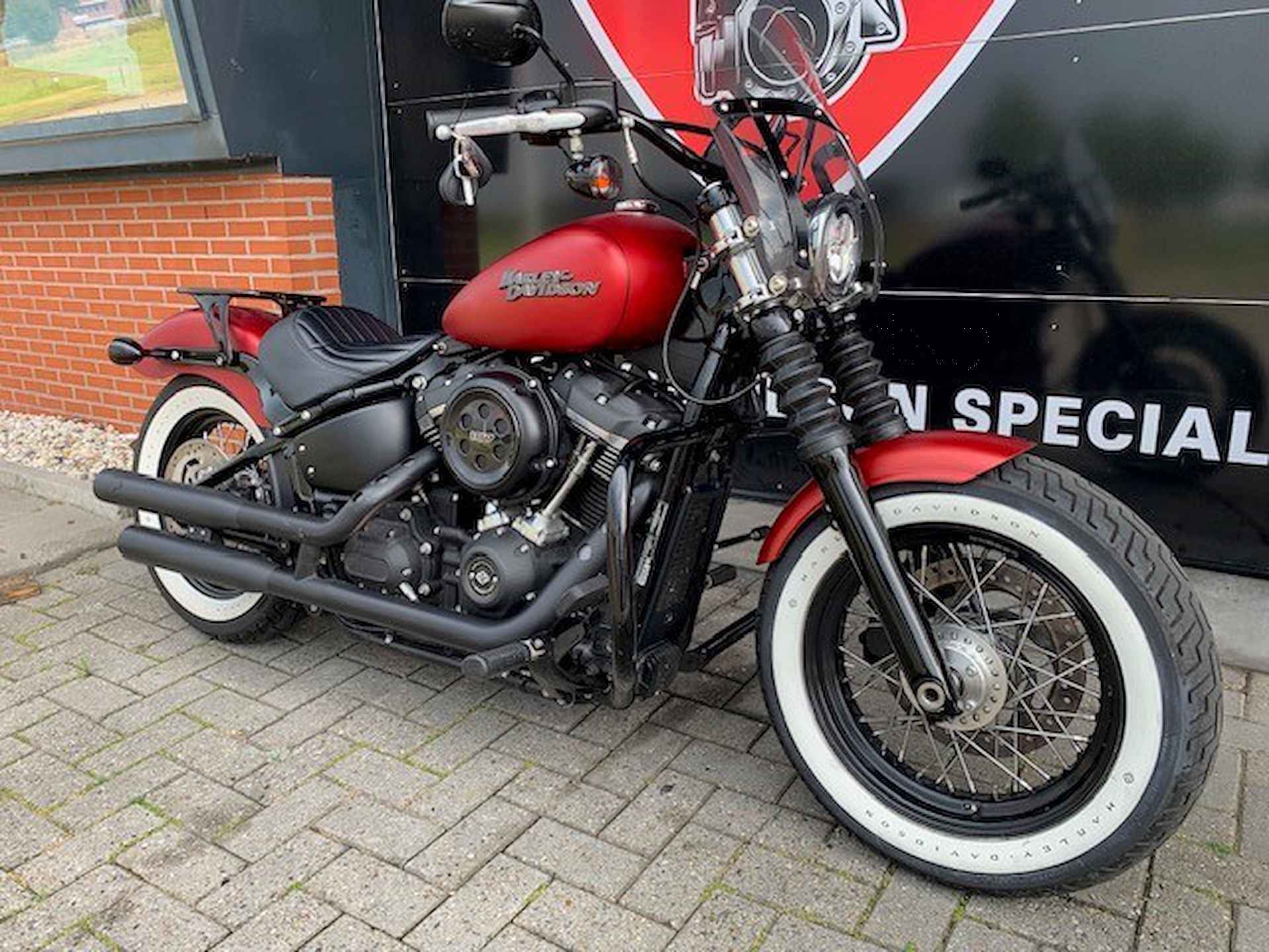 Harley-Davidson FXBB SOFTAIL STREETBOB 107'' - 9/13