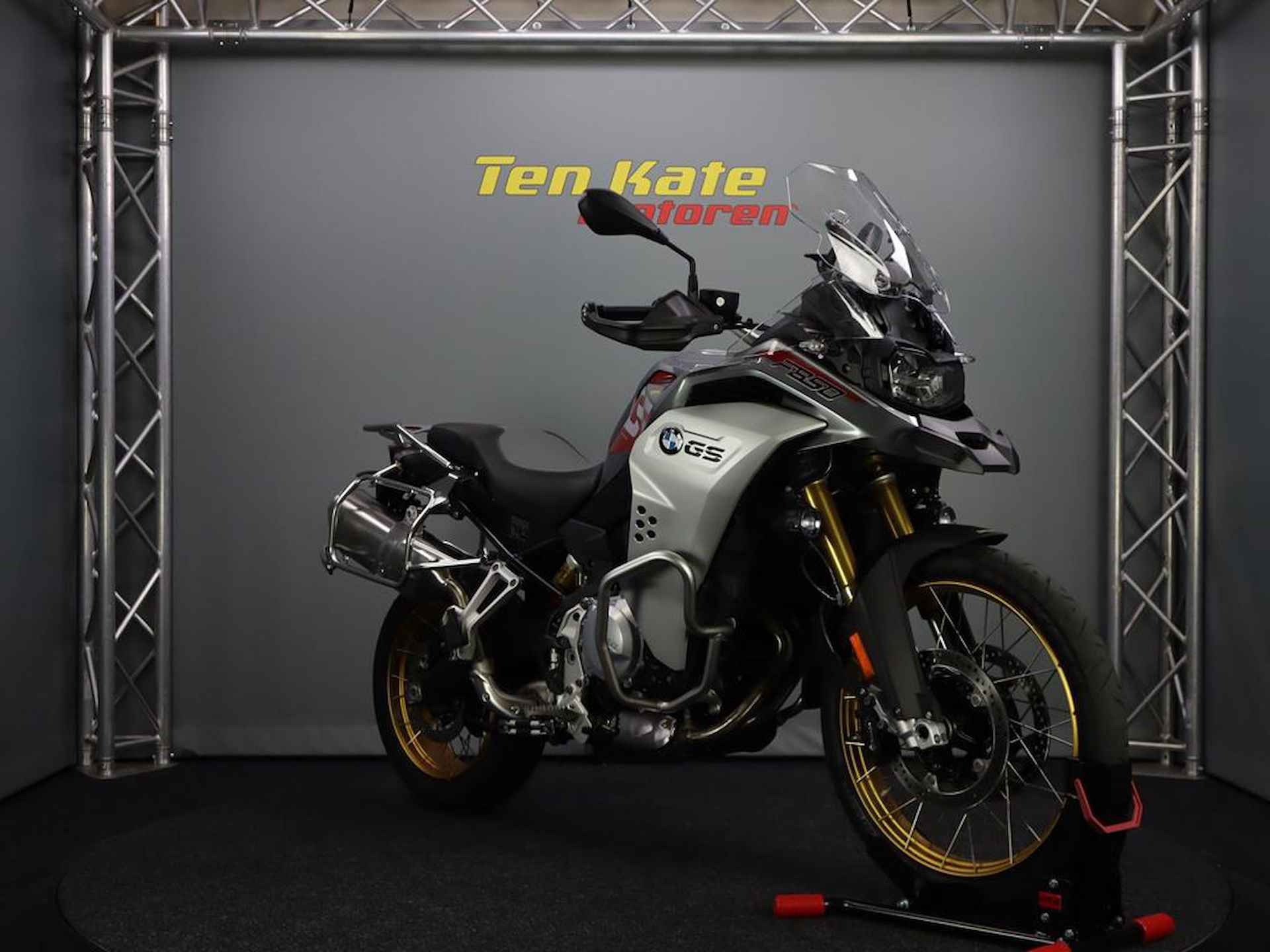 BMW F 850 GS Adventure ABS-ESA-ASC-CC - 2/12