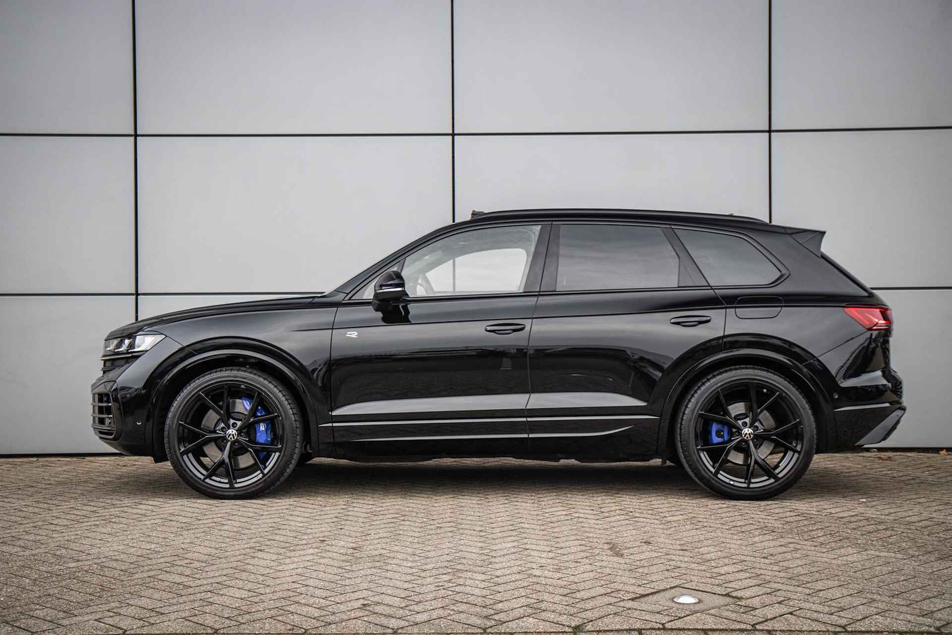 Volkswagen Touareg R 3.0 TSI 462PK eHybrid 4MOTION 462pk | Panoramadak | Stoelenpakket | Luchtvering | Servosluiting | 22'' LMV - 11/52