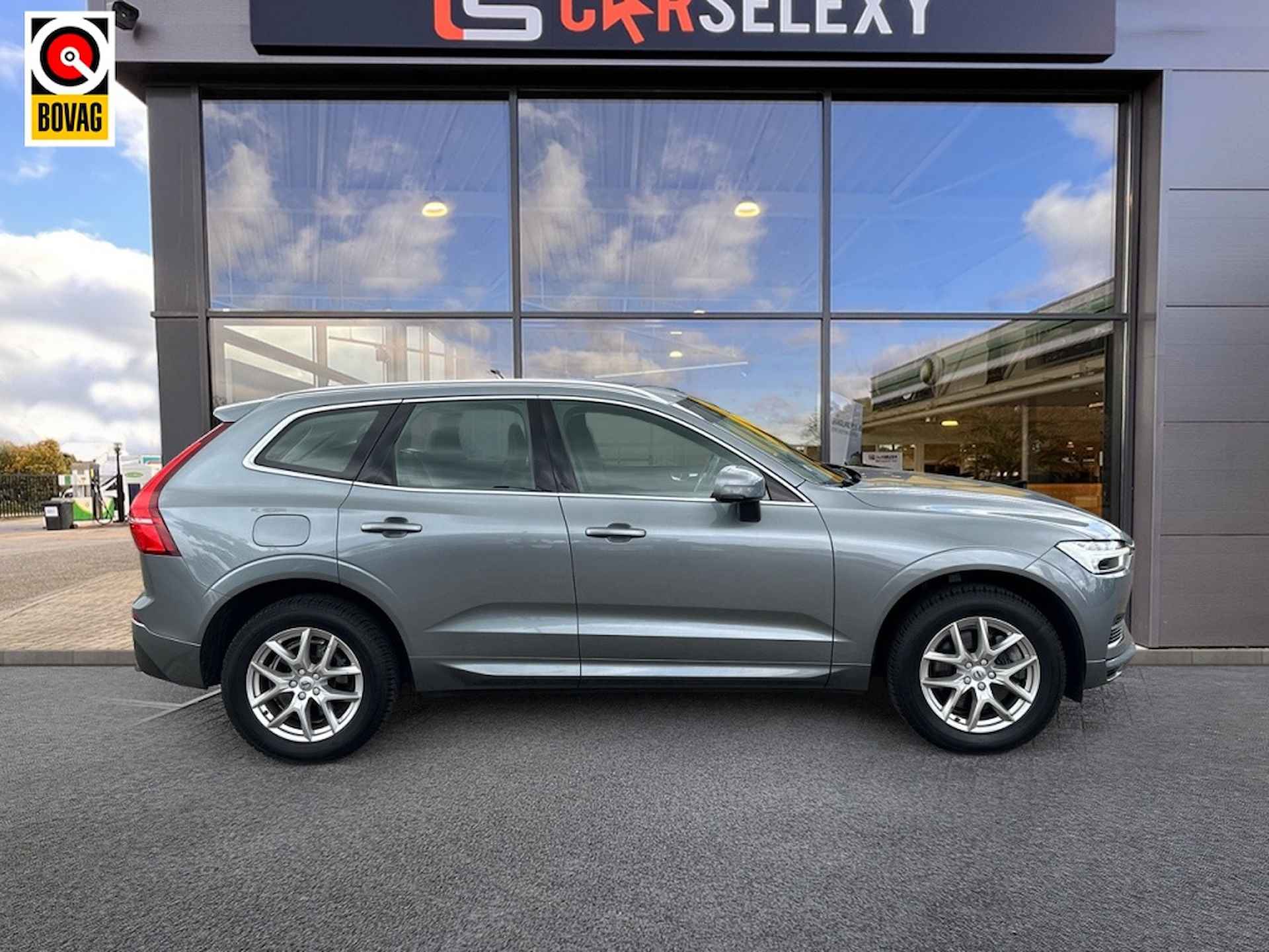 Volvo XC60 2.0 T8 TE AWD Momentum Pro/Panorama/Head up/elektrische achterkl - 4/38